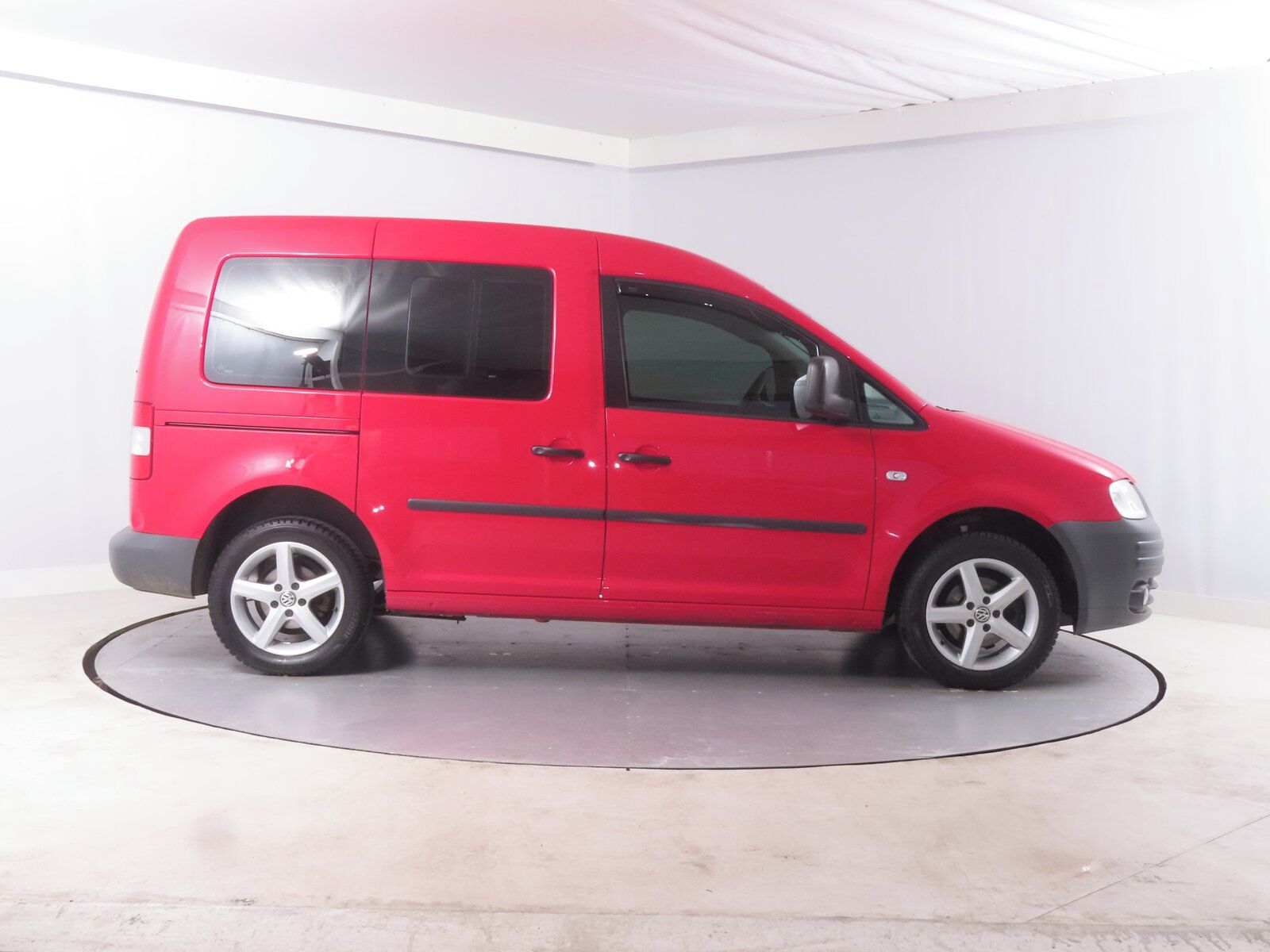 Volkswagen Caddy, 1.4 i, 5Míst, 1Maj - fotka 6