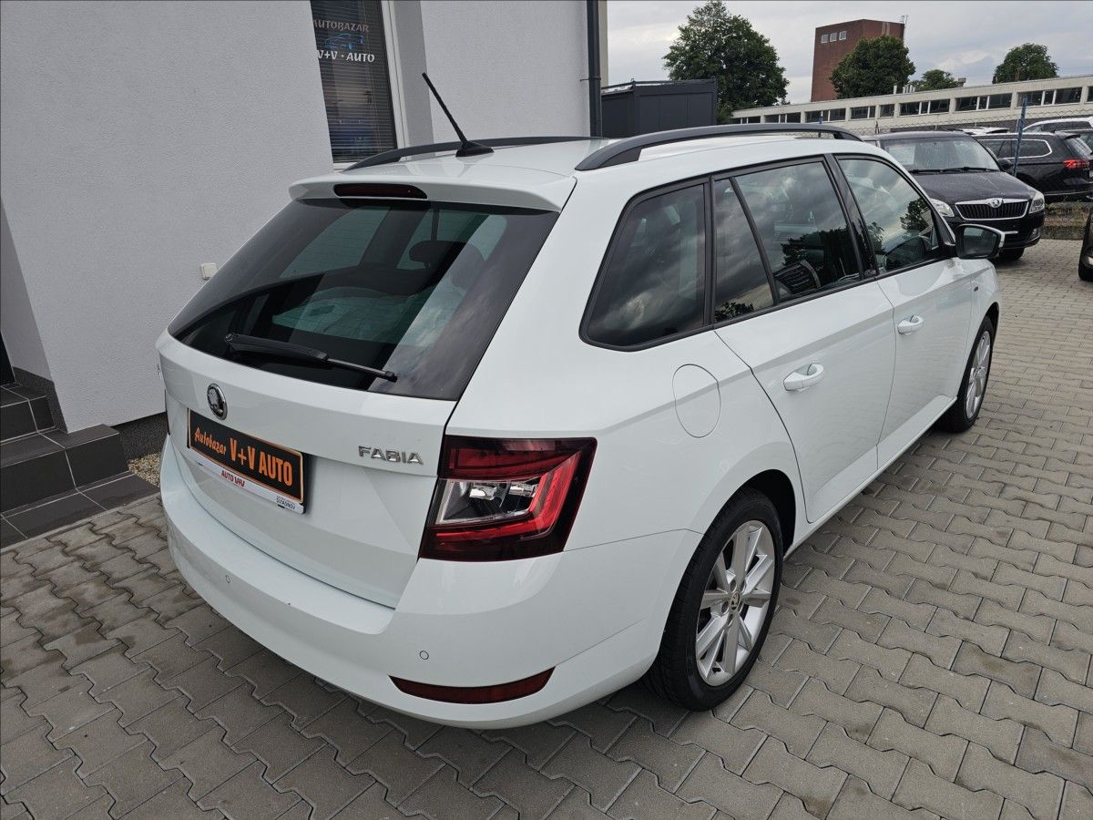Škoda Fabia, III 1,0TSi 81KW Drive - fotka 6