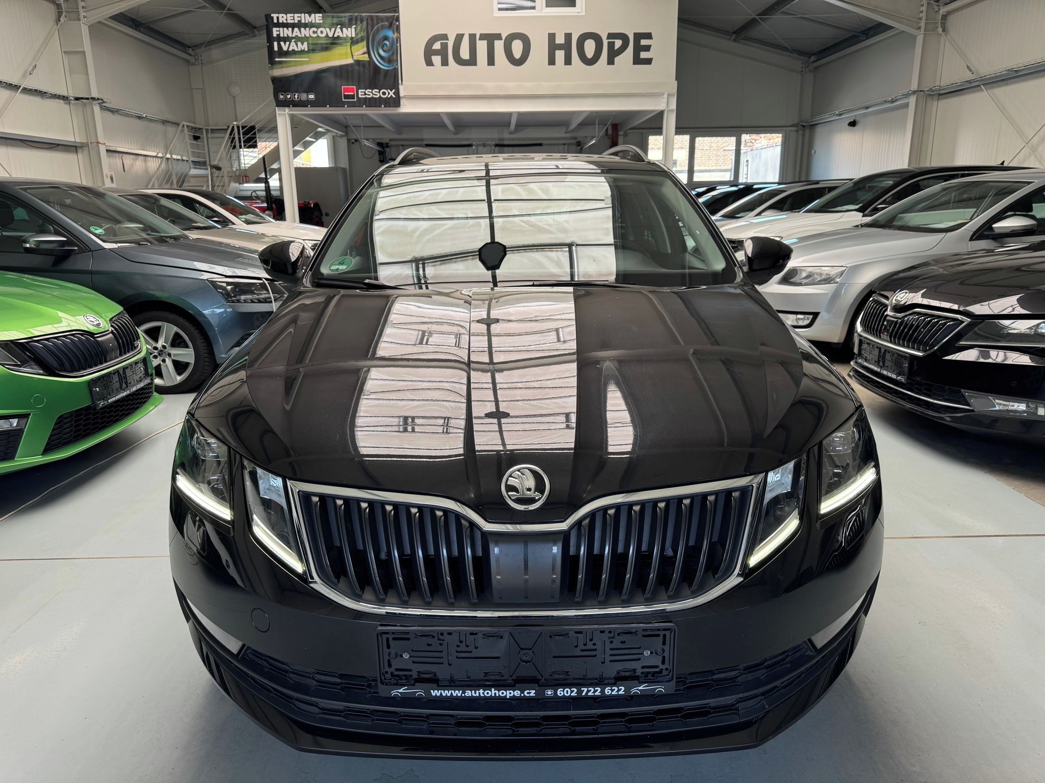 Škoda Octavia, combi 2.0 TDI 4x4 Ambition - fotka 2