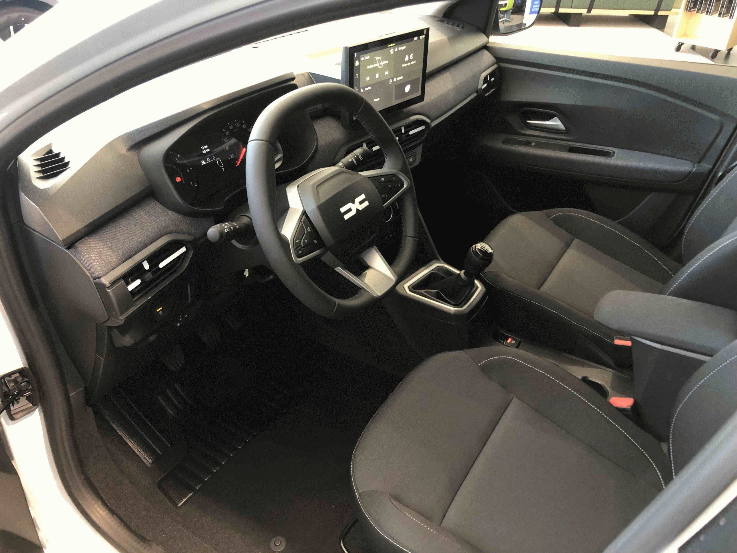 Dacia Jogger, Expresion TCe 110 5míst - fotka 5