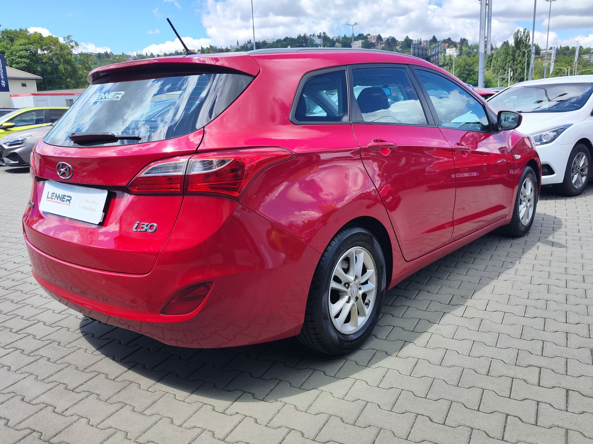 Hyundai i30, 1.6i/88kW - fotka 5