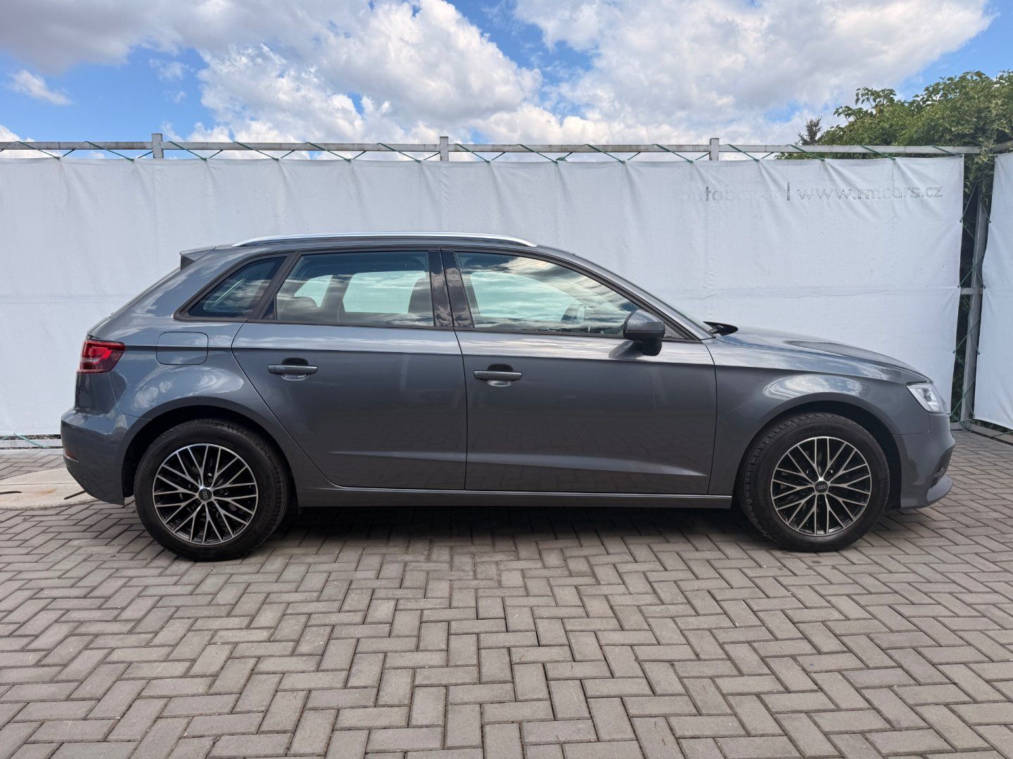 Audi A3, 30TFSI 85kW*Vyhř. sedadla*ALU* - fotka 6