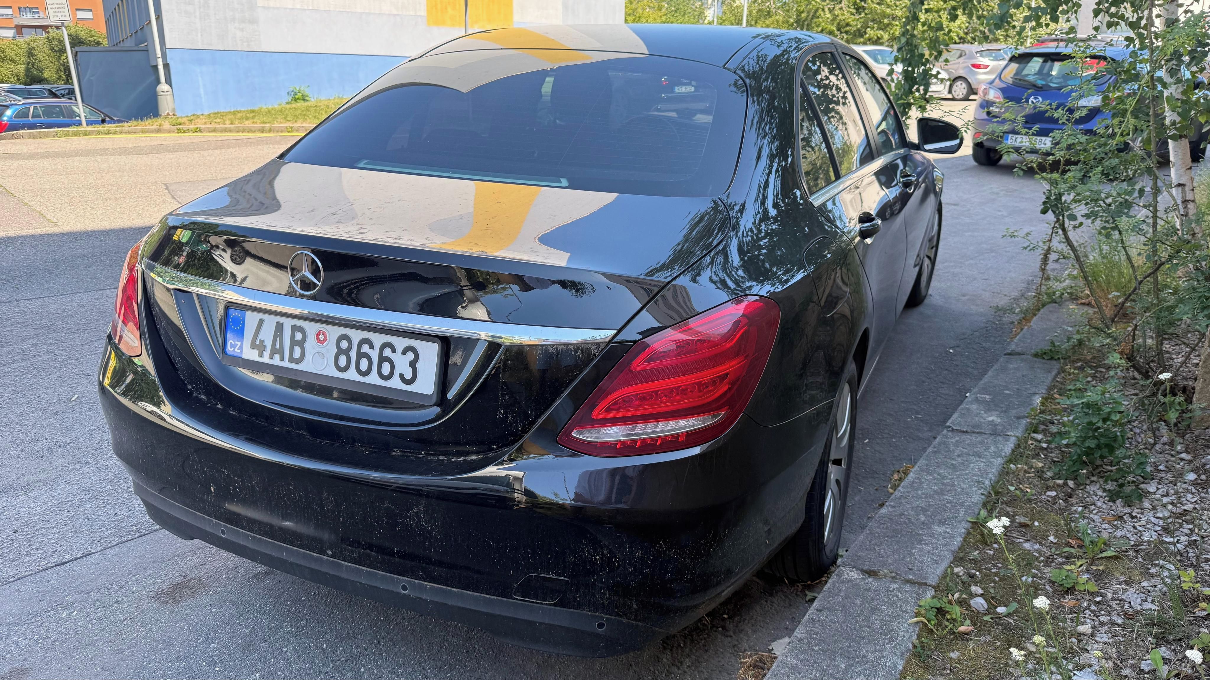 Mercedes-Benz Třídy C, Mercedes C220D - fotka 4