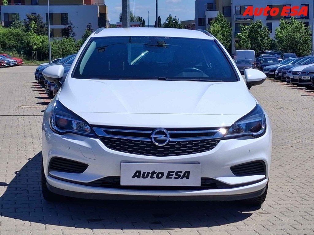 Opel Astra, 1.6 CDTi,ČR,Enjoy - fotka 2