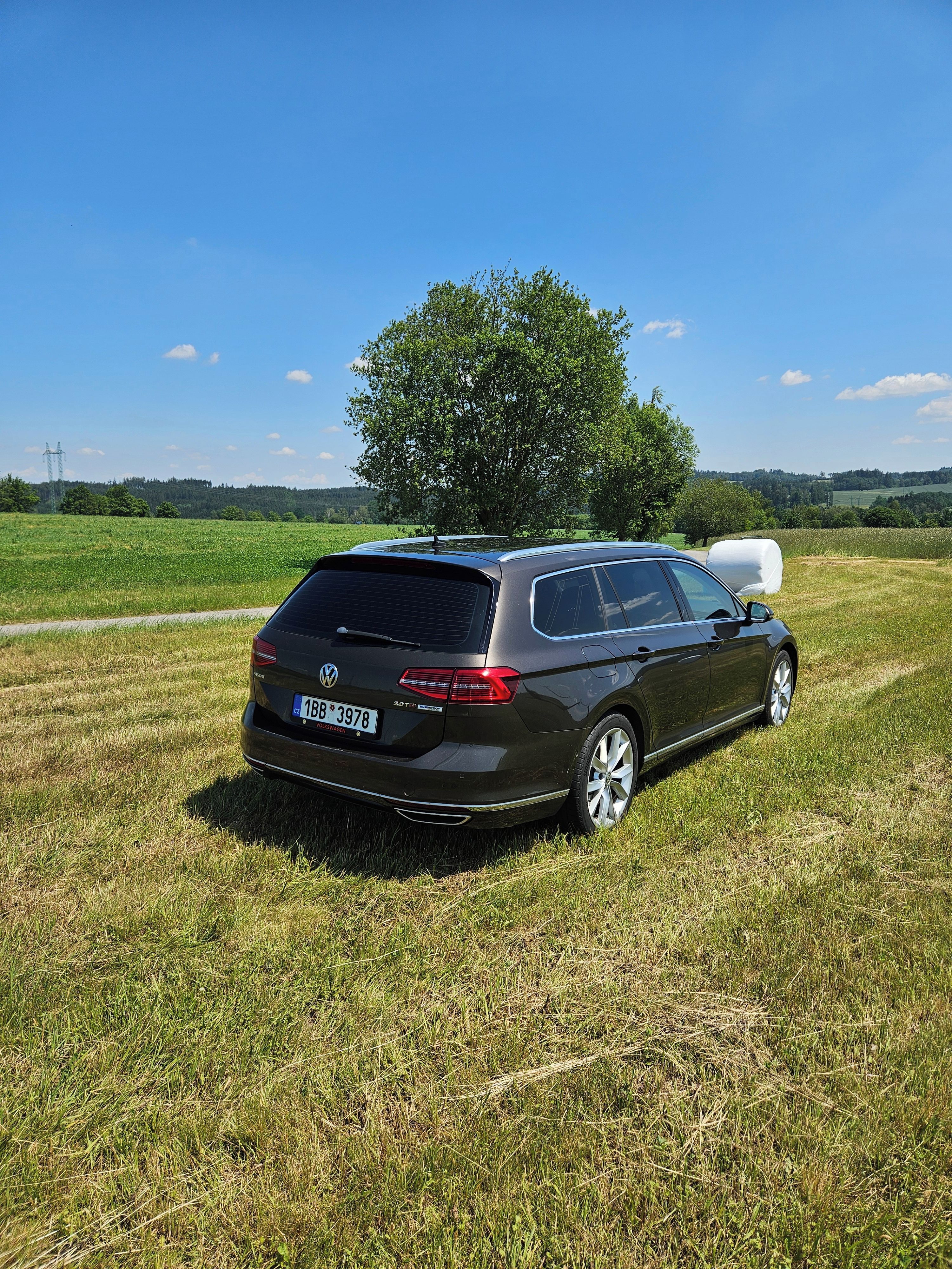 Volkswagen Passat, B8 2.0 TSI 162 kw DSG - fotka 2