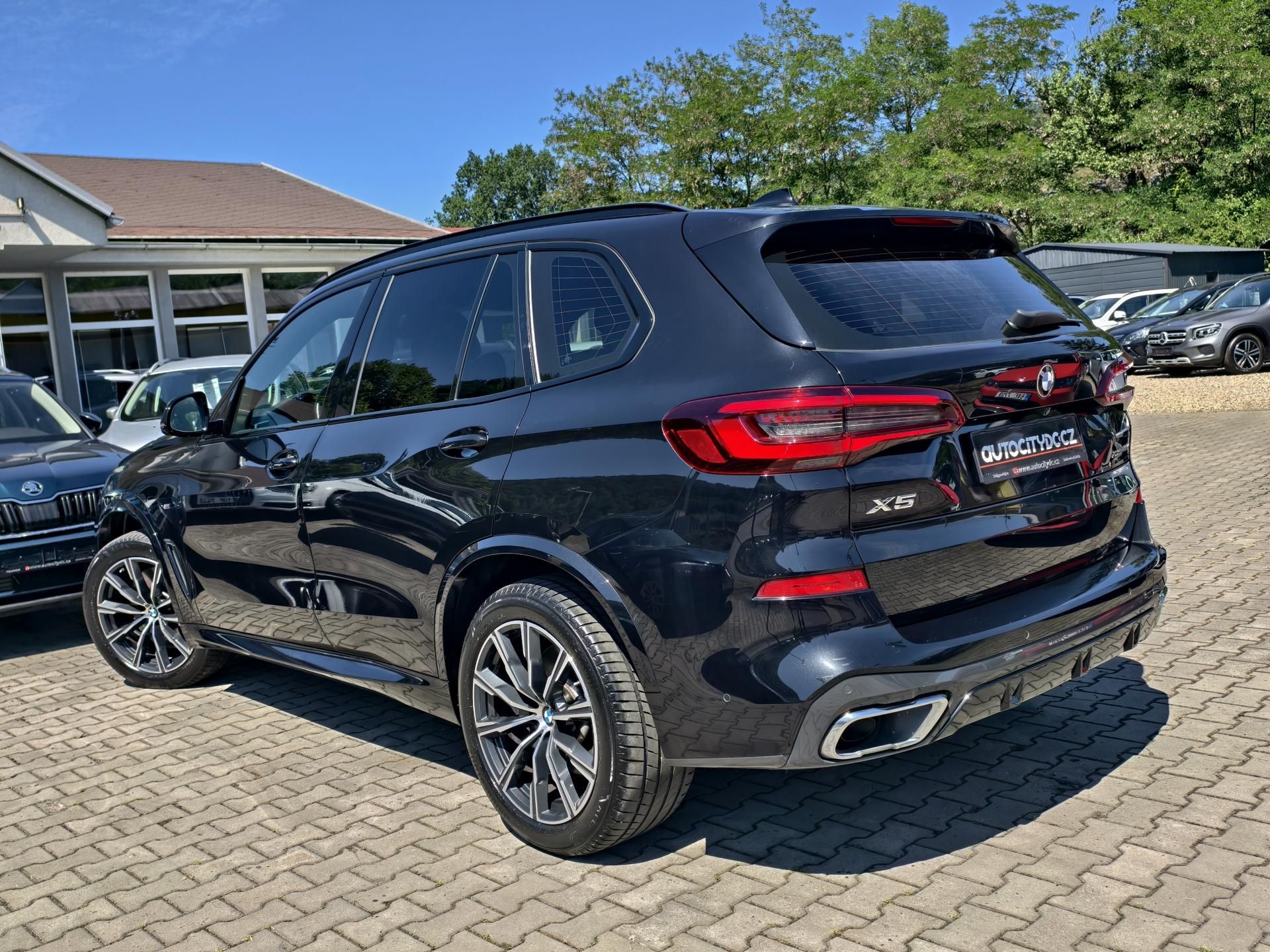 BMW X5, xDrive40d 250kW M-PAKET, DPH - fotka 6