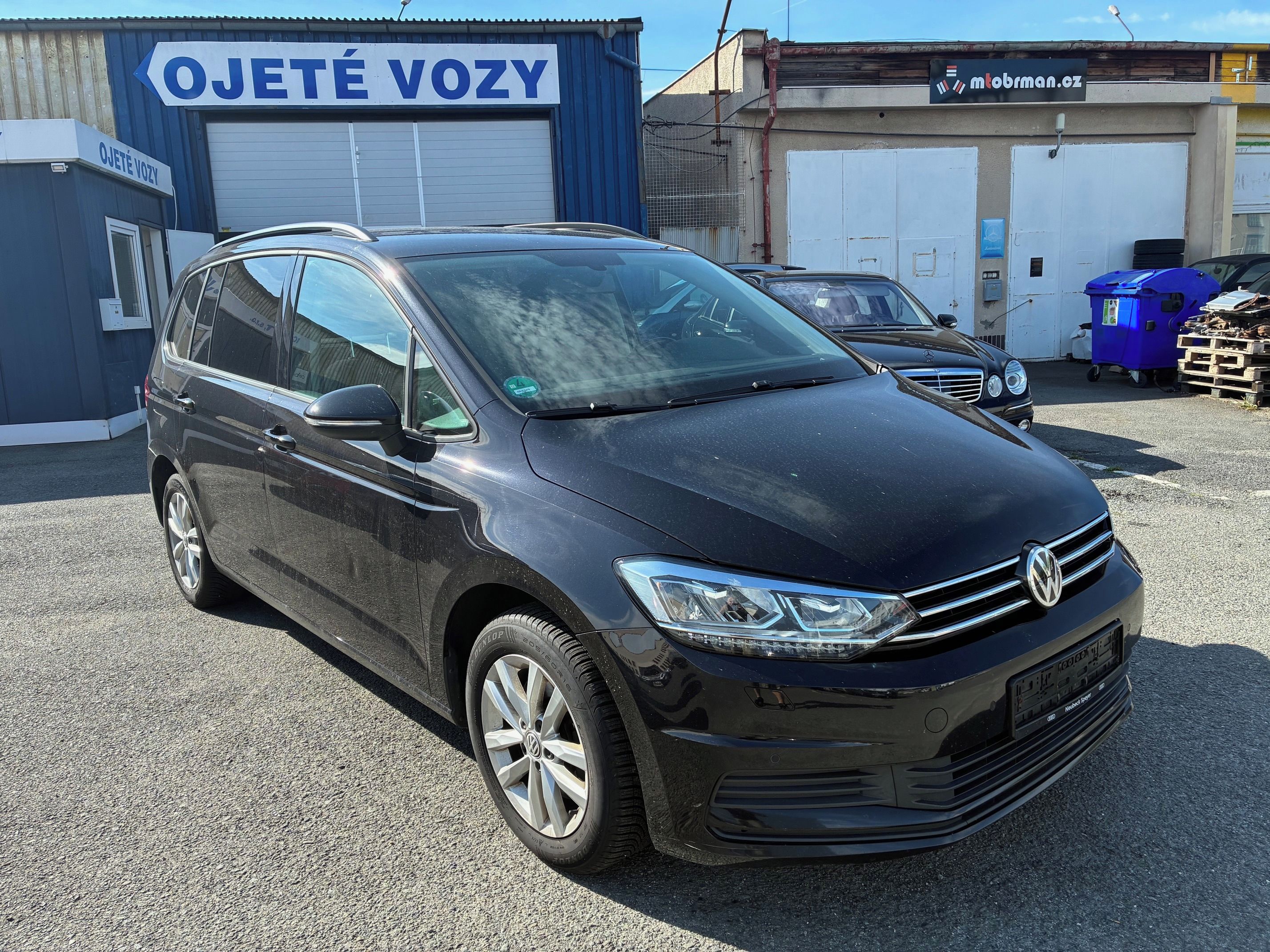 Volkswagen Touran, 2,0 TDi  DSG 110kW  Highline - fotka 2