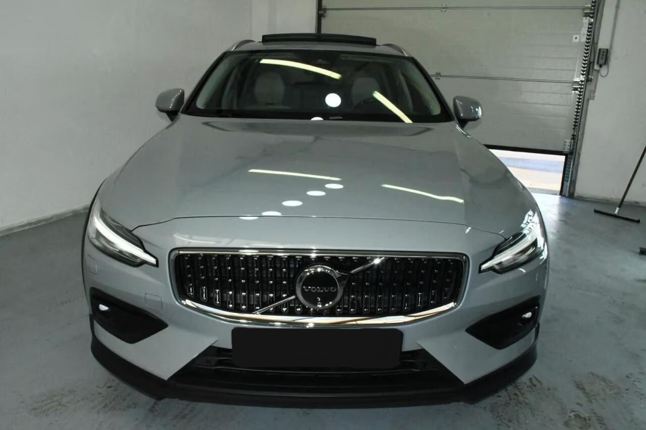 Volvo V60, Cross Country 2.0 AWD Ultimate - fotka 5