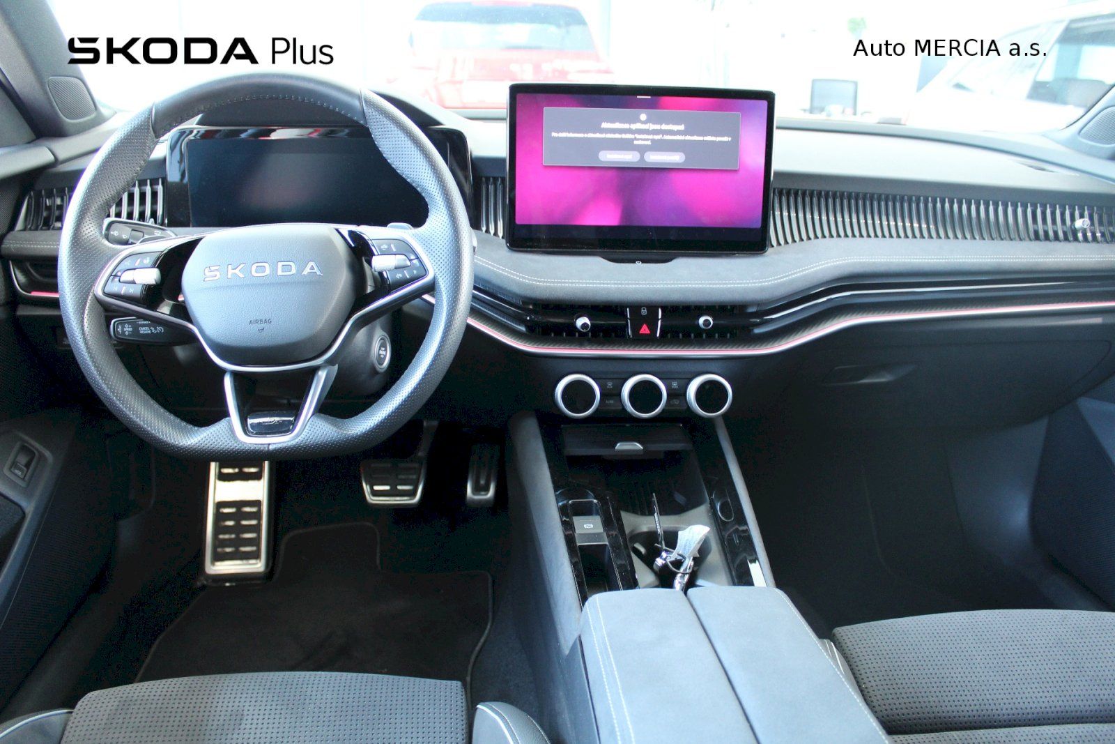 Škoda Superb, SUPERB COMBI SPORTLINE TD 142/ - fotka 5