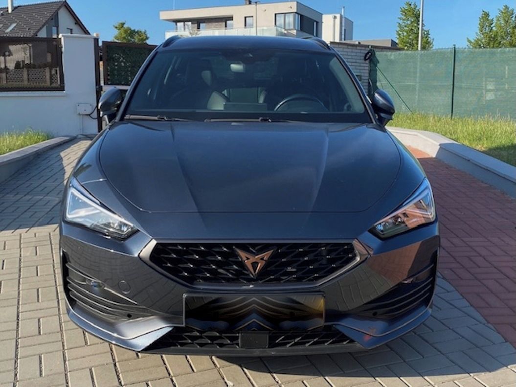 Cupra Leon - fotka 2