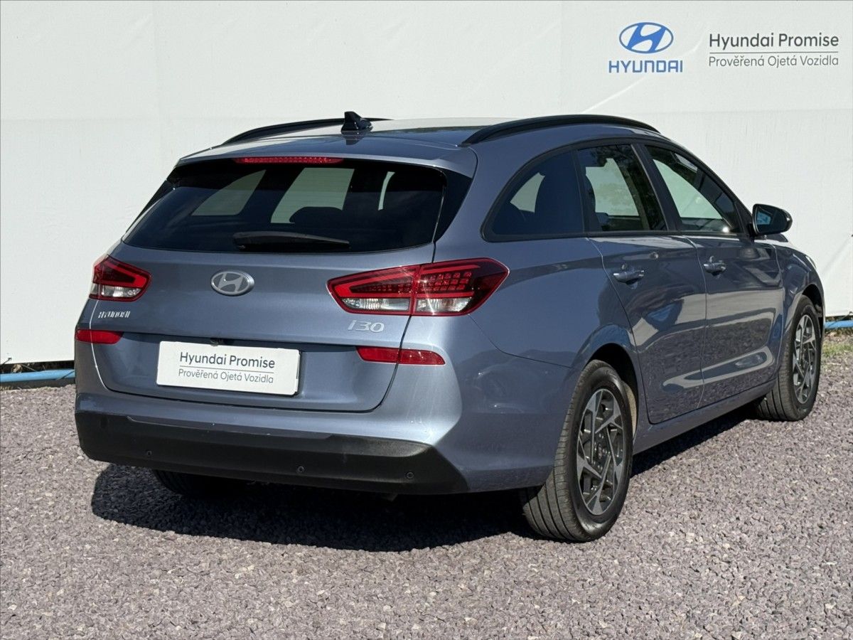 Hyundai i30, 1,5 T-GDI 103kW DCT Family - fotka 2