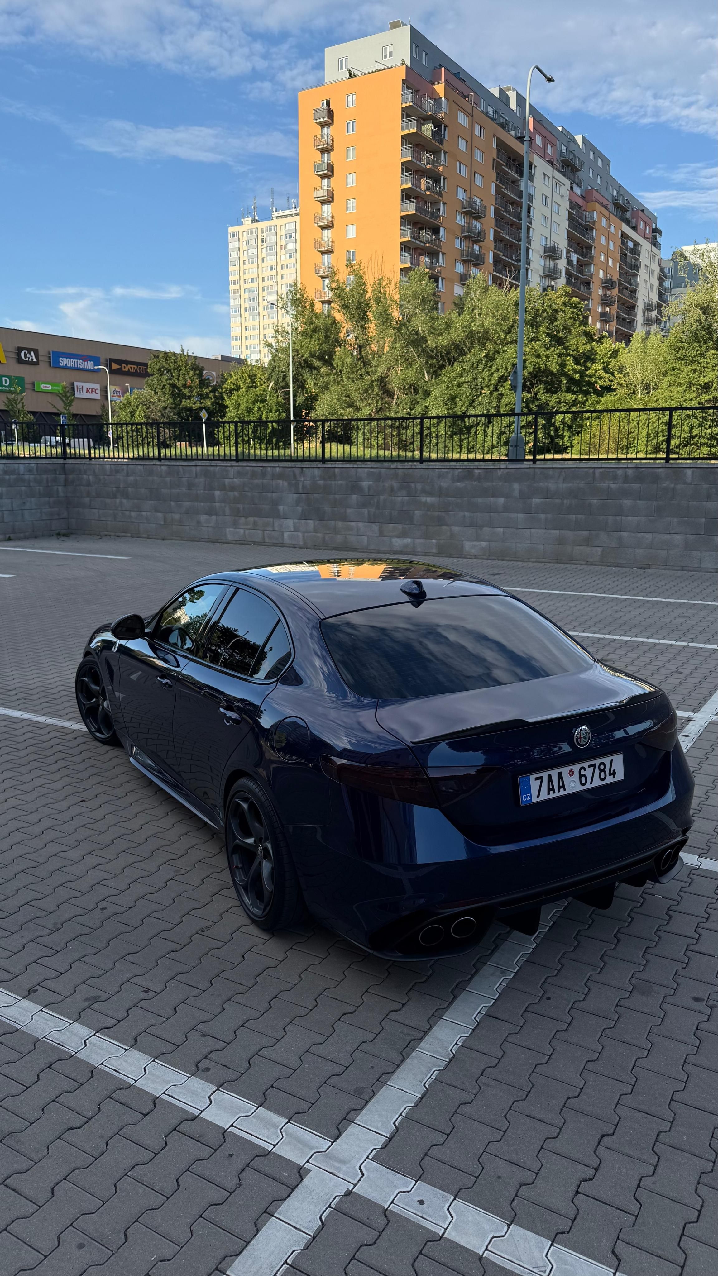 Alfa Romeo Giulia, Alfa Romeo Giulia Quadrifoglio - fotka 4