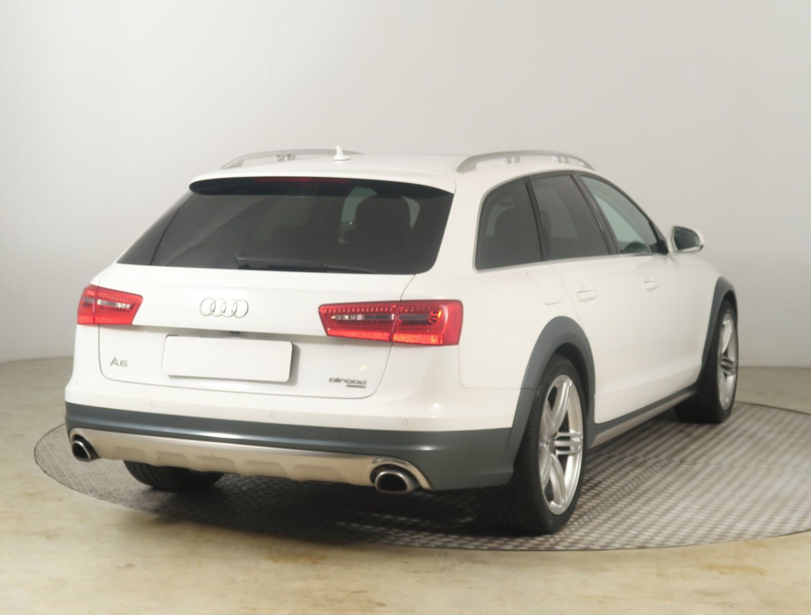 Audi A6 allroad, 3.0 TDI, 4X4, Automat, Kůže - fotka 5