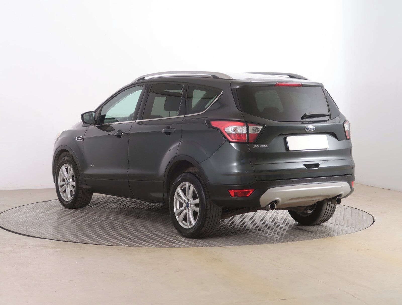 Ford Kuga, 2.0 TDCi, 4X4 - fotka 4