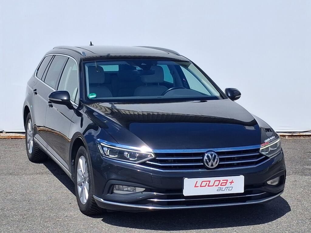 Volkswagen Passat, Elegance 2.0 TDI 140 kW - fotka 5