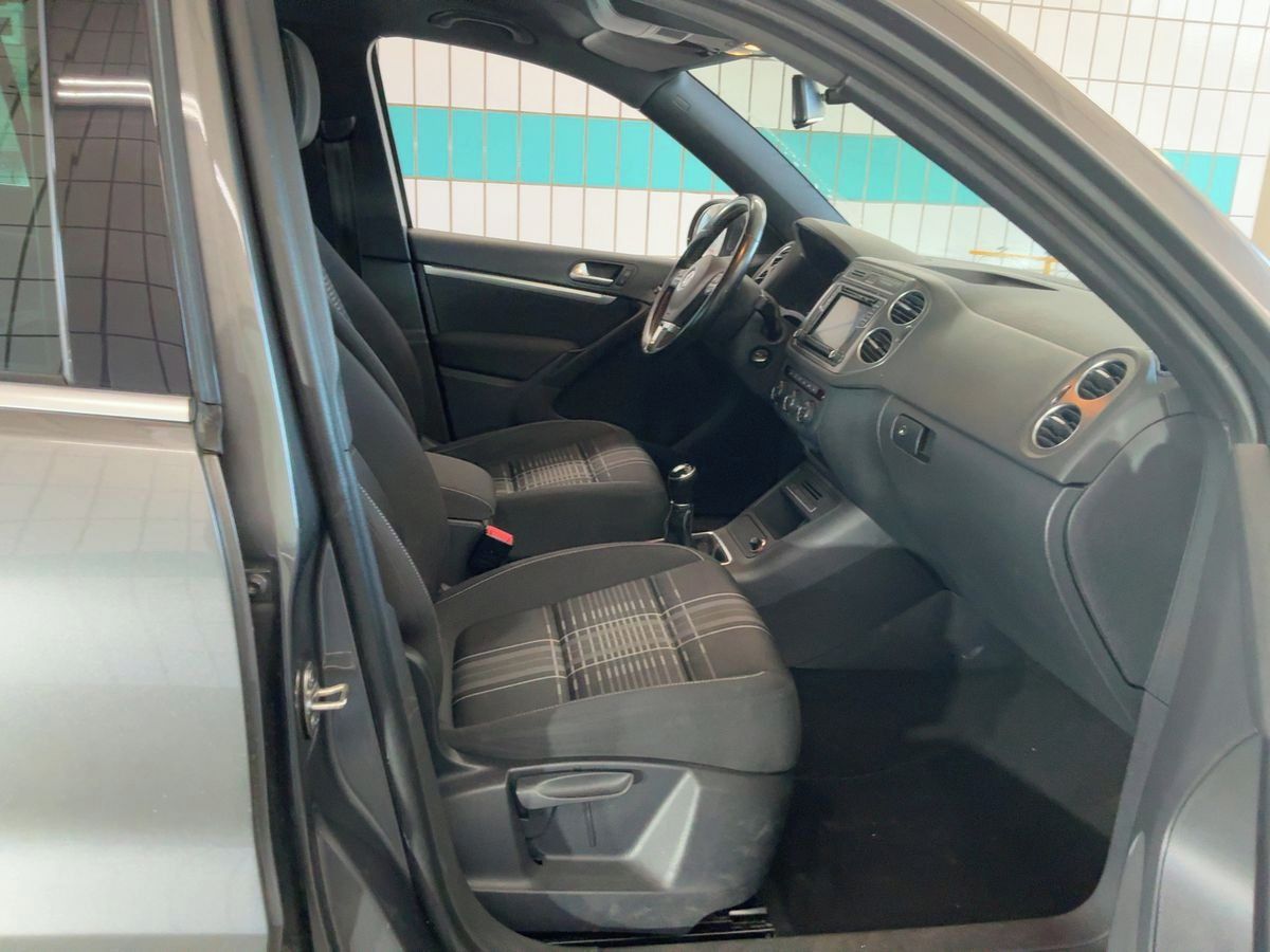 Volkswagen Tiguan, 2.0 Tdi 110KW TAŽNÉ VYHŘ. SEDA - fotka 3