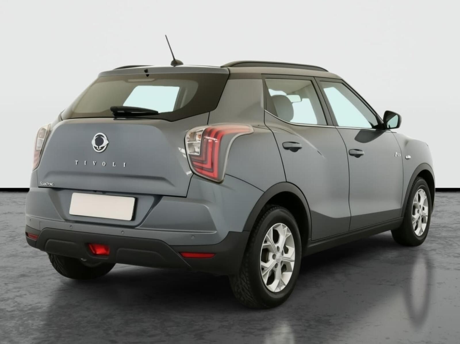SsangYong Tivoli, 1.5 T-GDI, Automat, ČR,1.maj - fotka 5