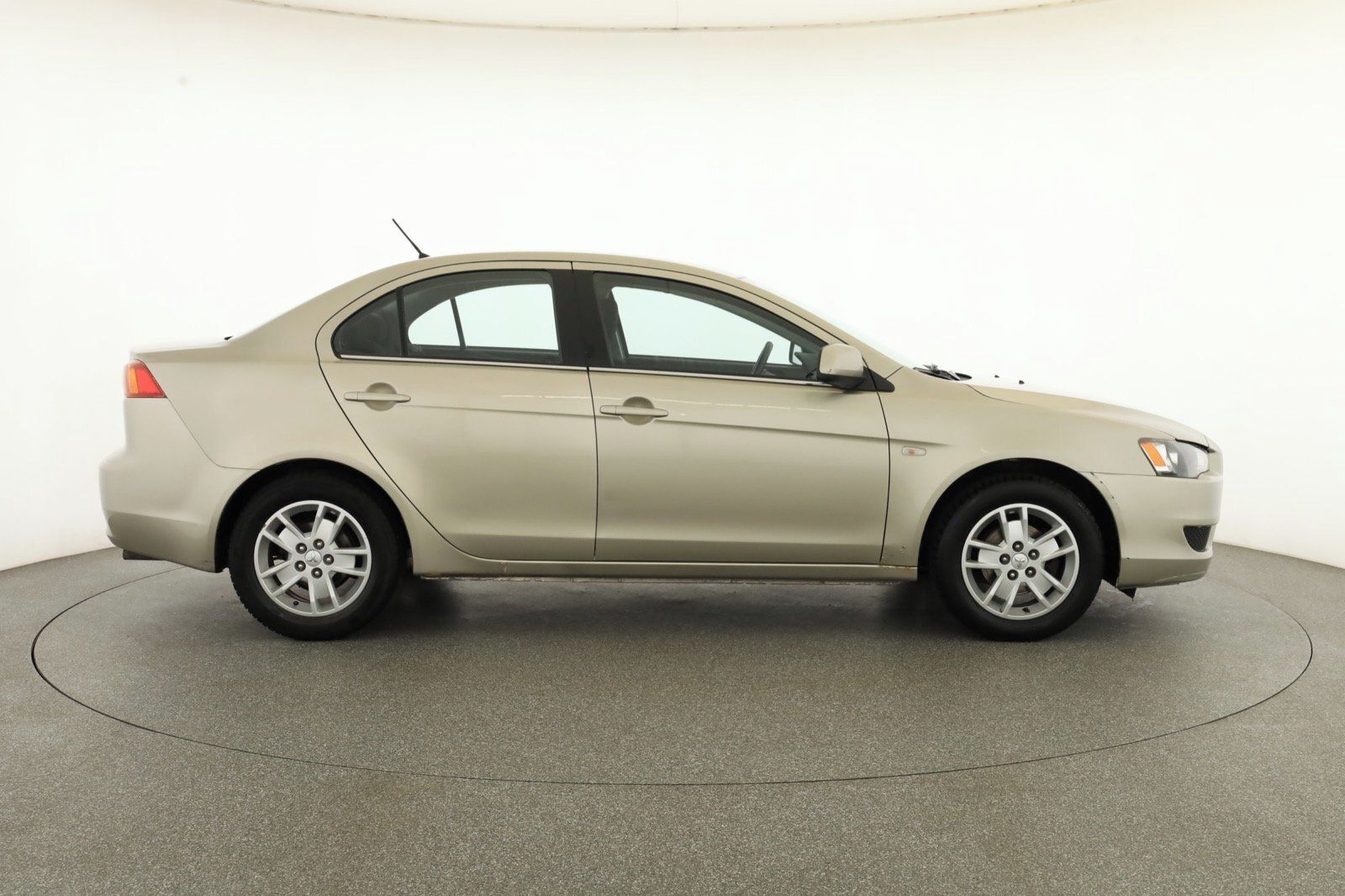 Mitsubishi Lancer, 1.5 MIVEC, Automatická klima - fotka 6