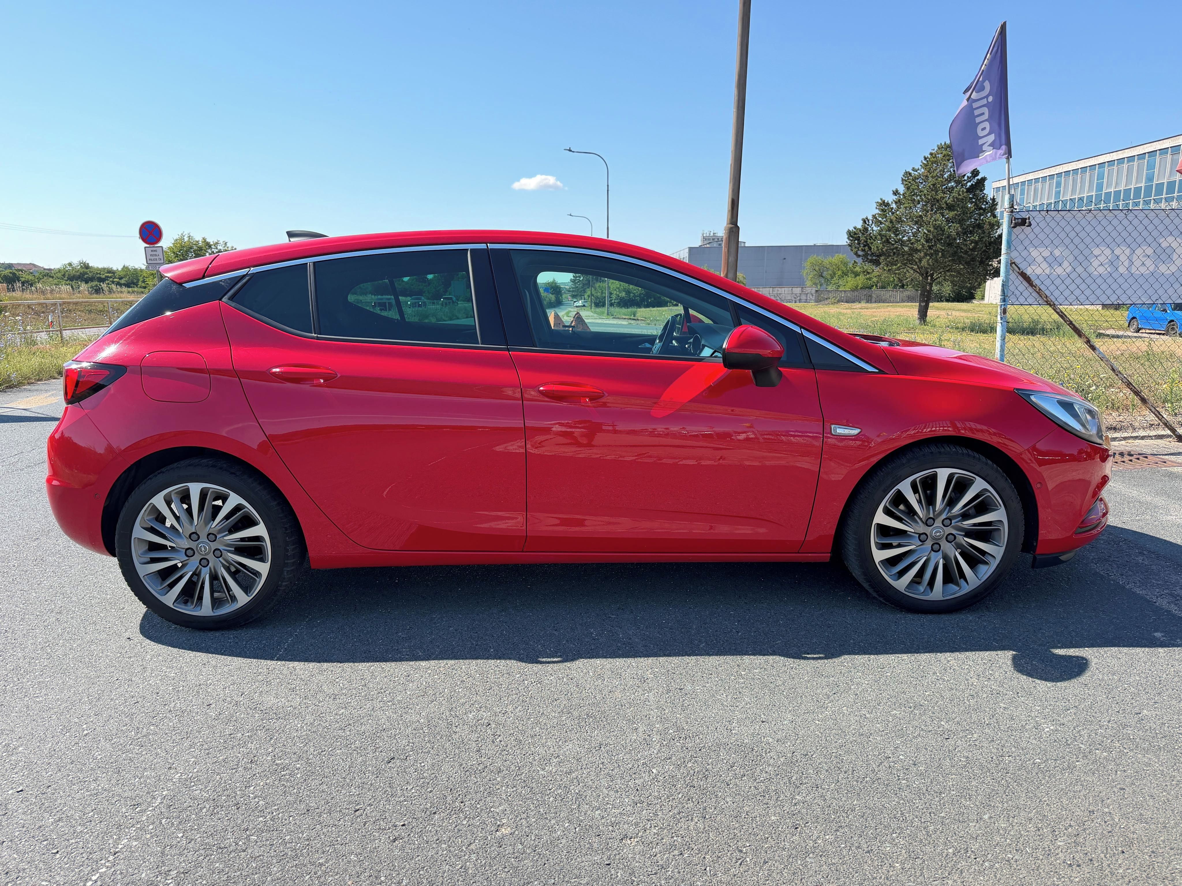 Opel Astra, 1.6 CDTI 100kW NAVI. - fotka 4