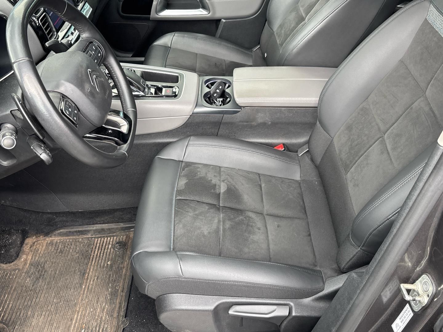 Citroën C5 Aircross, 1.5 BlueHDi / 96 kW AT - fotka 6