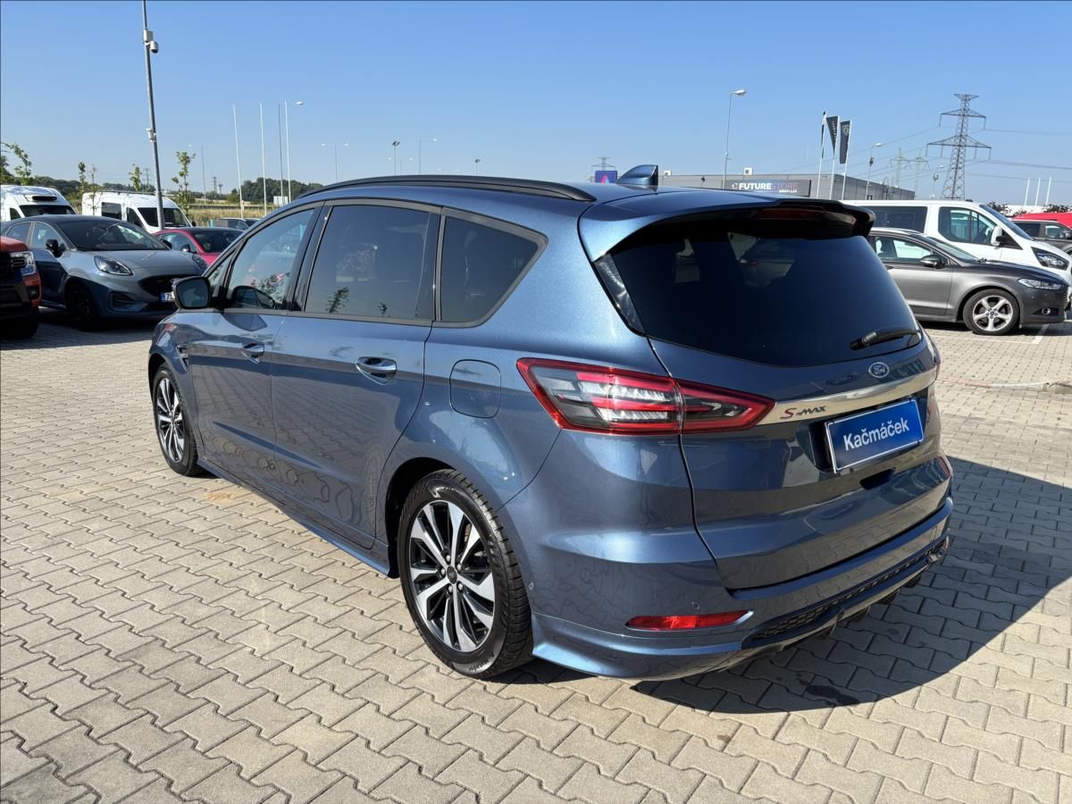 Ford S-MAX, 2,5 HEV ST-Line 140kW - fotka 3