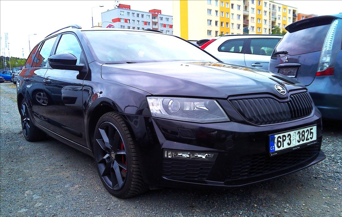 Škoda Octavia, 2,0   TDI RS PŮVOD ČR 1.MAJITE - fotka 2