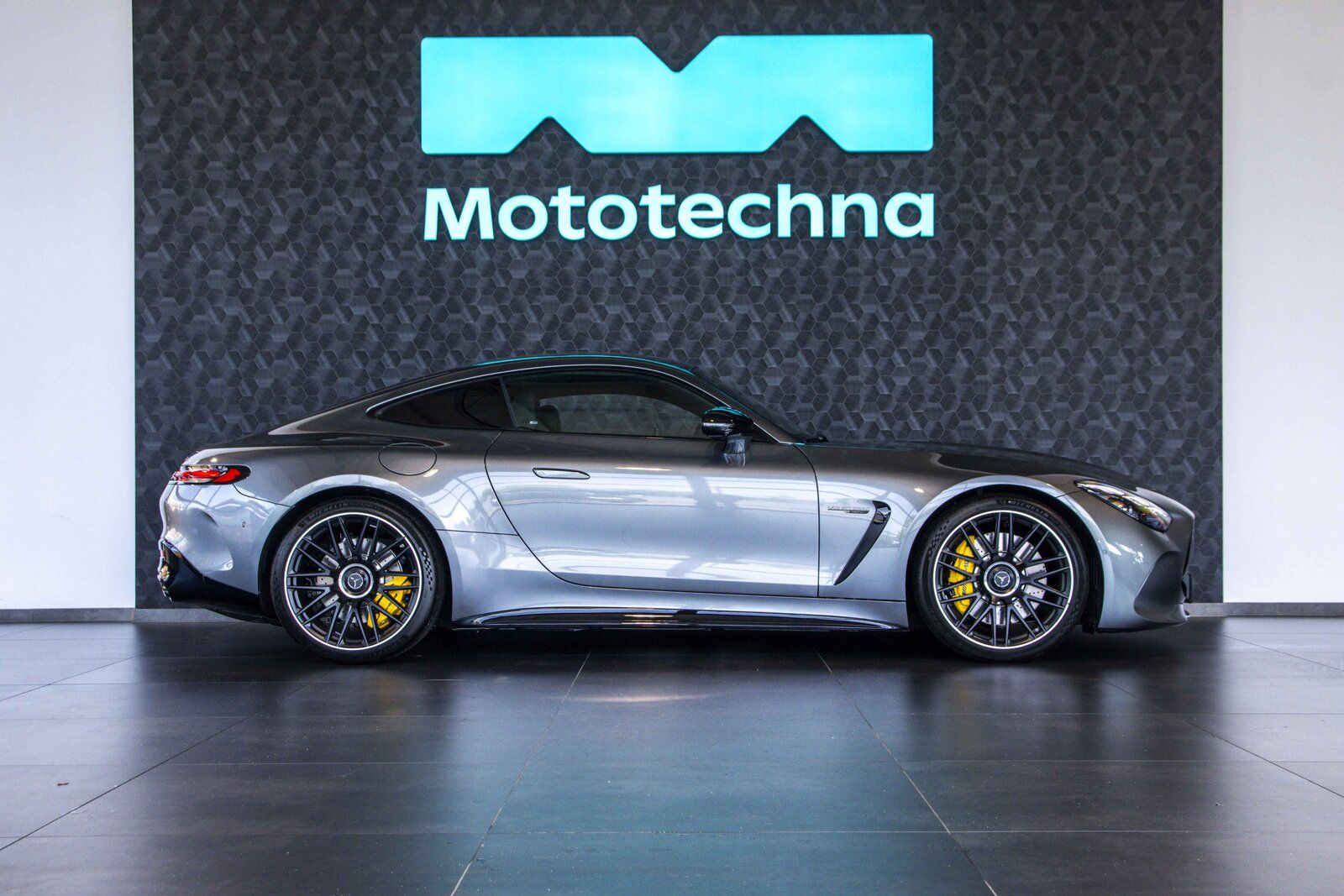 Mercedes-Benz AMG GT, AMG GT 63 4MATIC+, DPH - fotka 6