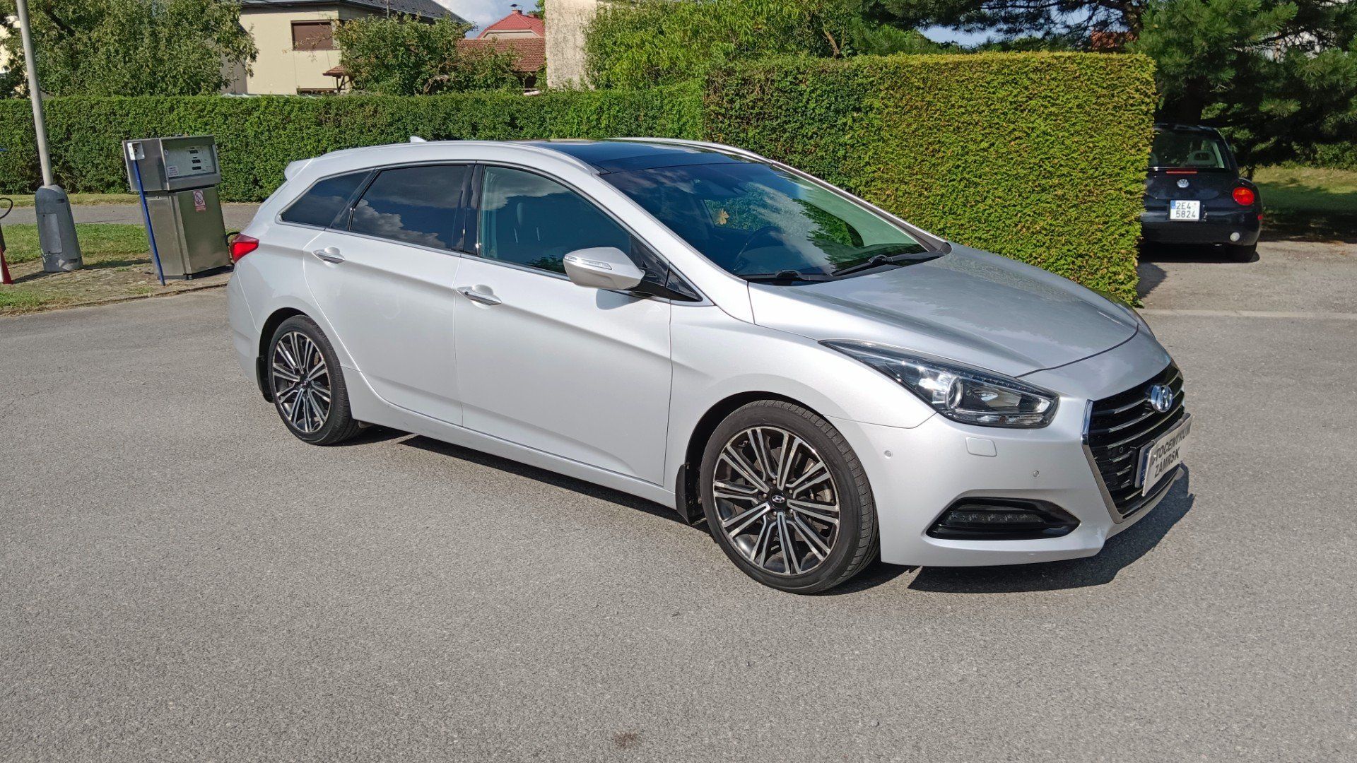 Hyundai i40, 1.7 D 104 KW - fotka 5