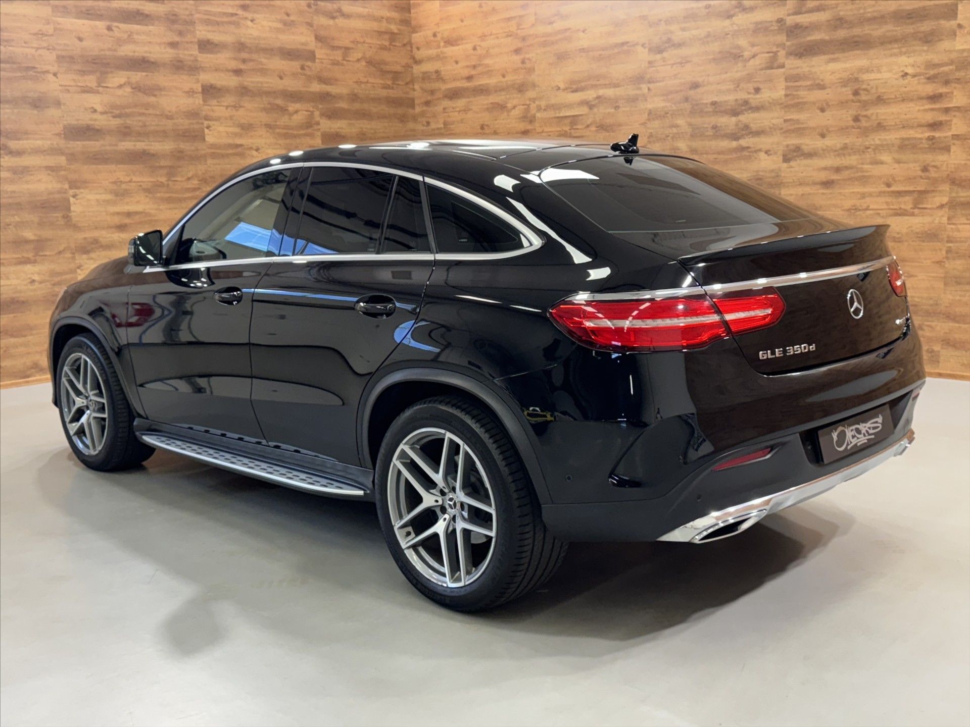 Mercedes-Benz GLE, 350d AMG LINIE MULTIBEAM - fotka 2