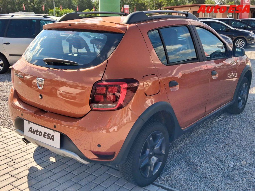 Dacia Sandero, 0.9 TCe Stepway,Celebration - fotka 4