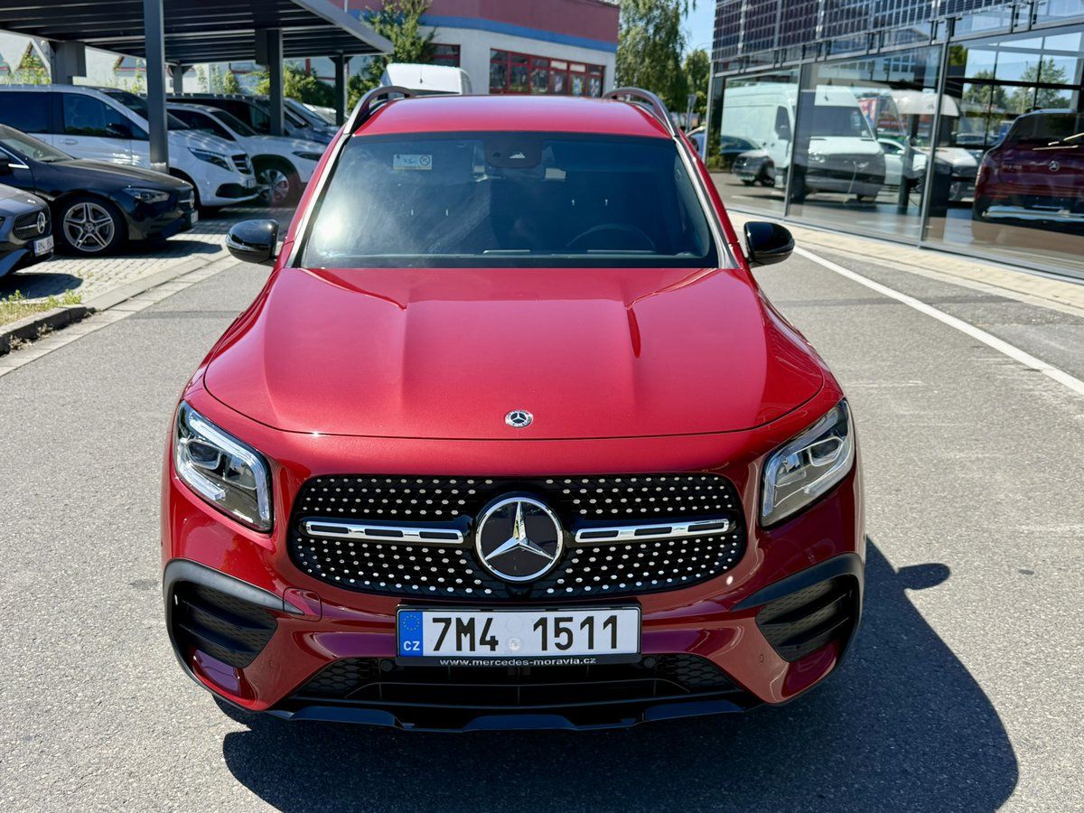 Mercedes-Benz GLB, 250 4MATIC - fotka 3