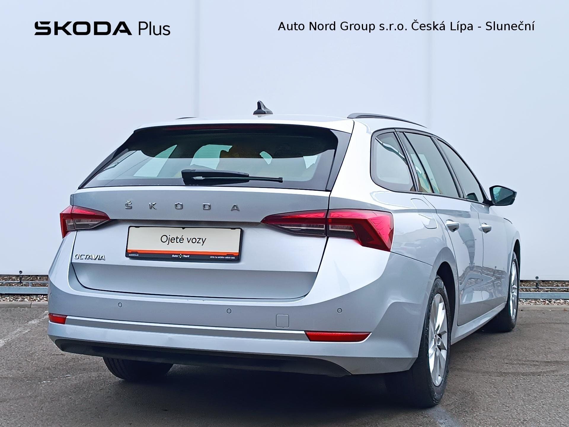 Škoda Octavia, Octavia Amb. 2,0TDi/85kw 6°MP - fotka 2