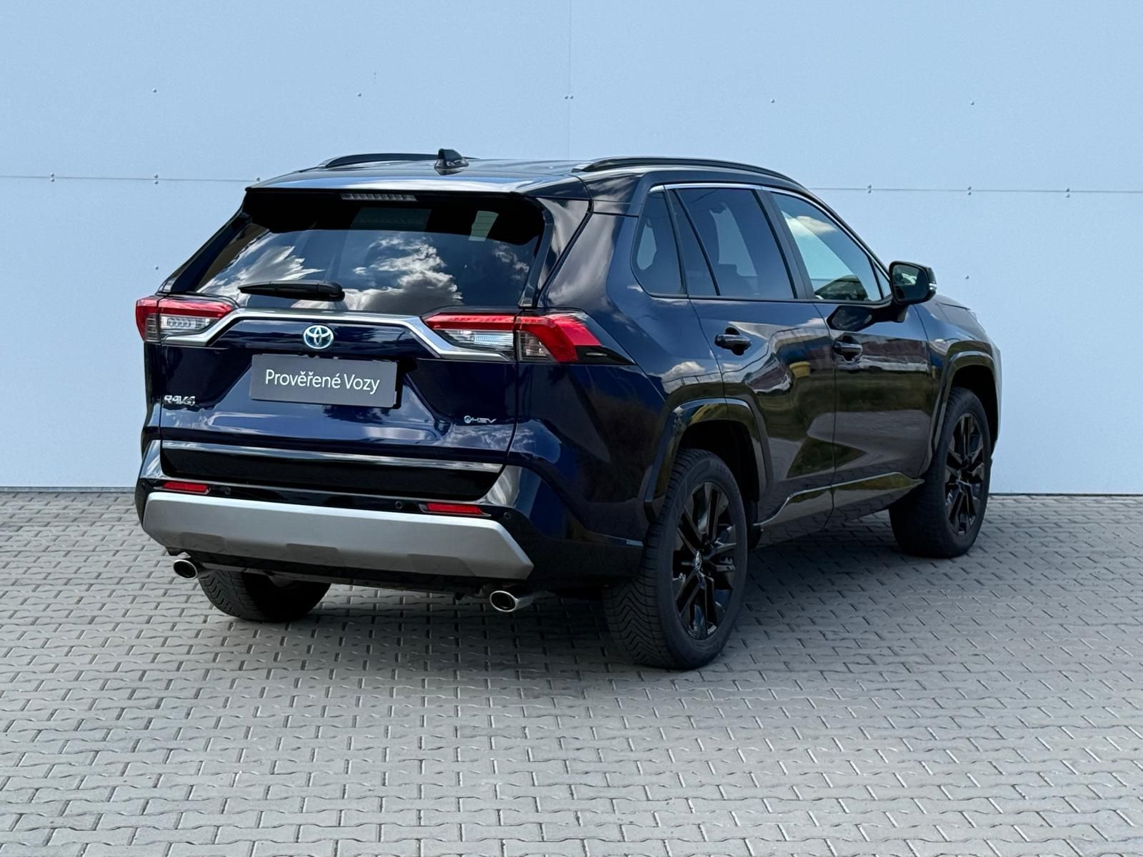 Toyota Rav4, 2.5 HSD e-CVT AWD Selection - fotka 2