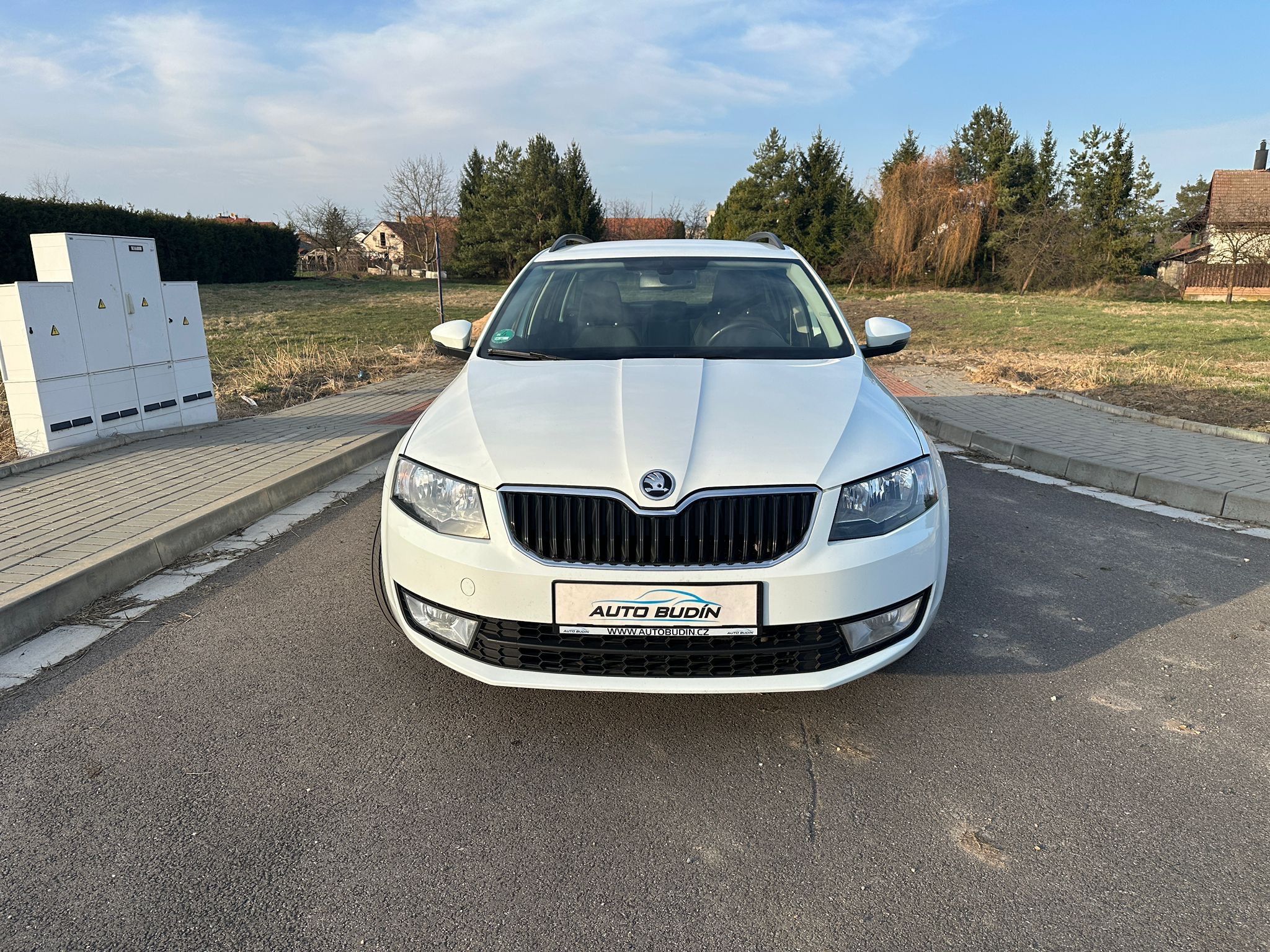 Škoda Octavia, III 1.6 TDI 81kw Ambition - fotka 2