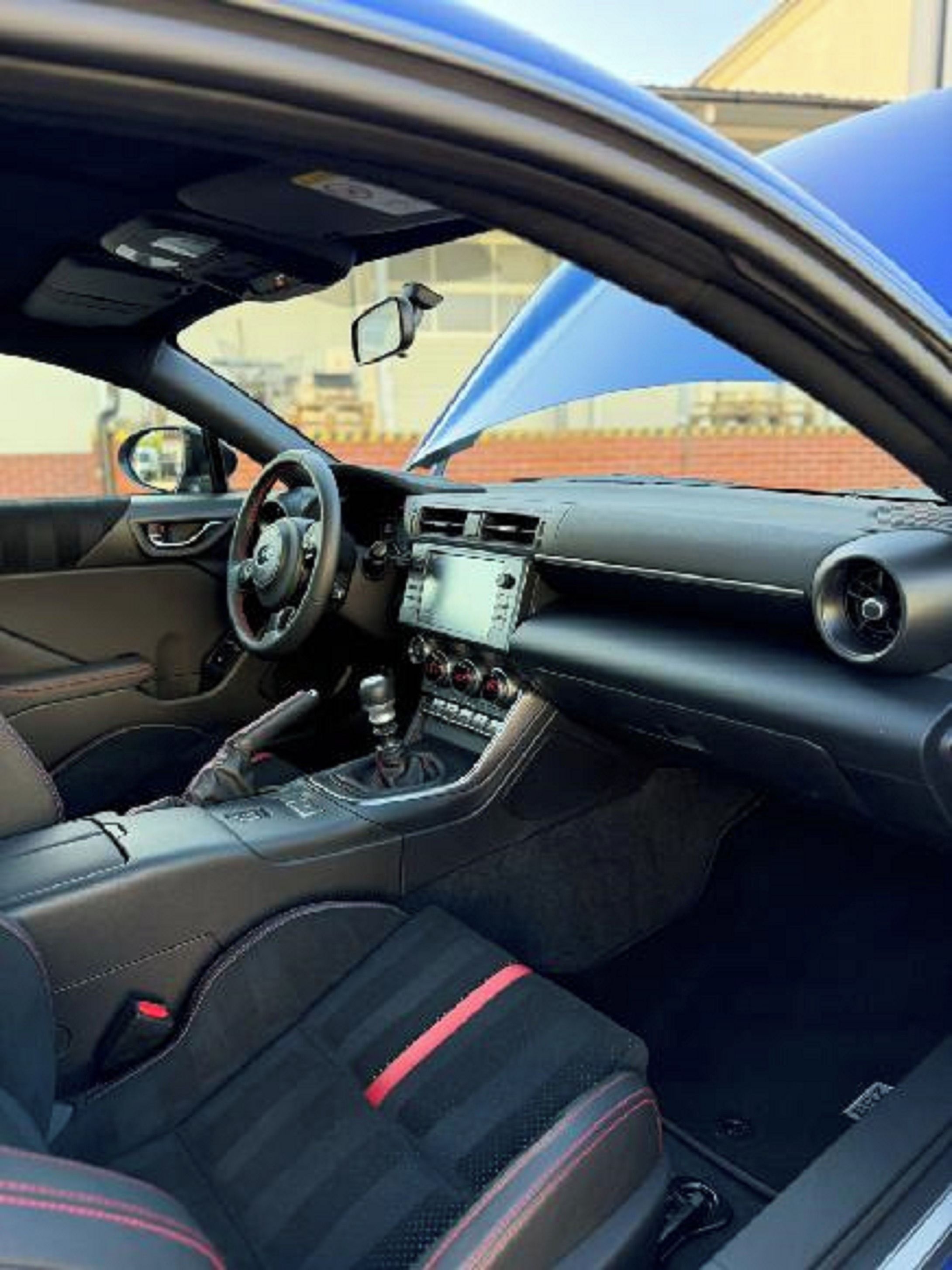 Subaru BRZ, SUBARU BRZ Top stav 1.majitel - fotka 5