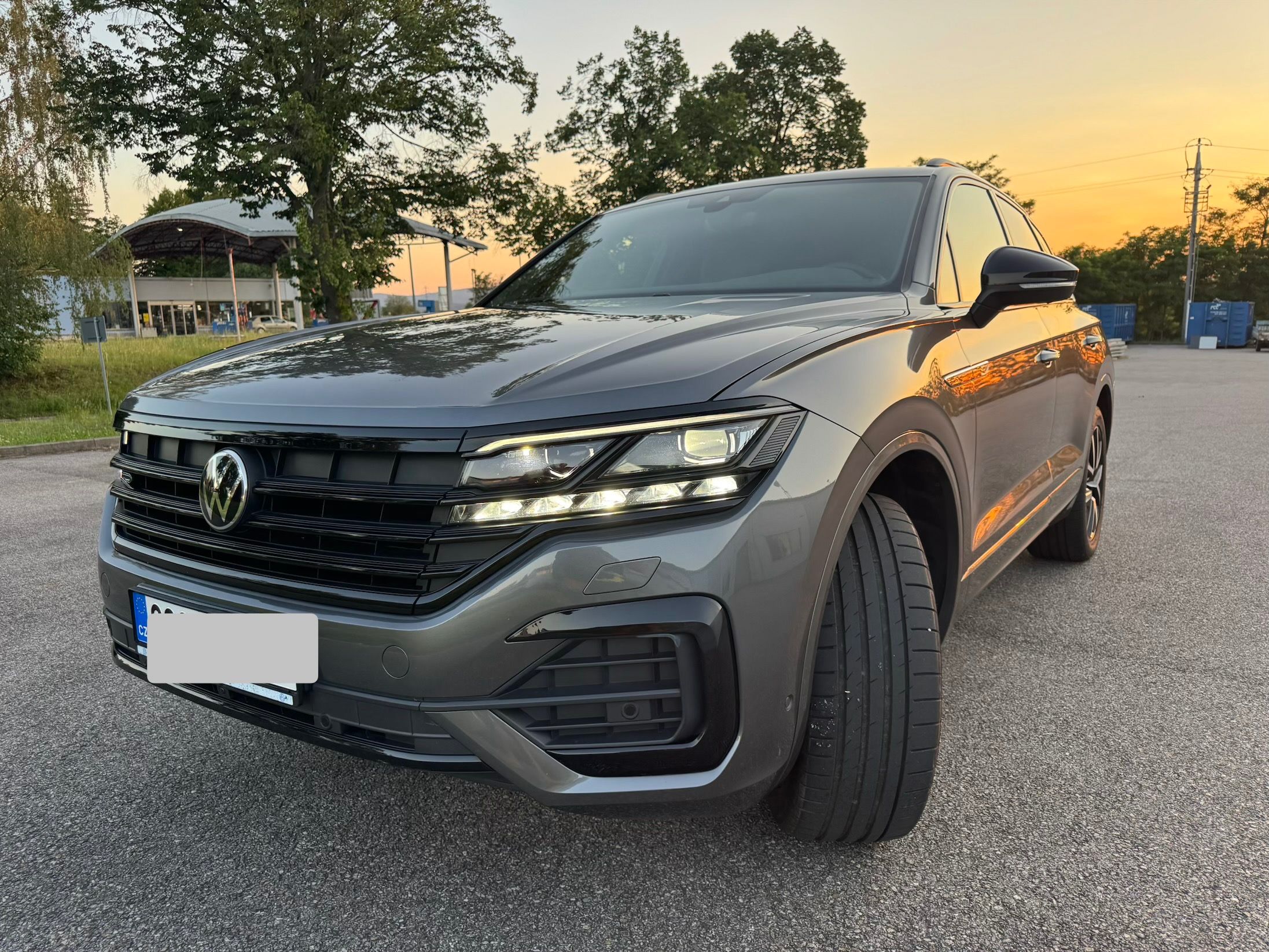 Volkswagen Touareg, VW Touareg R-Line 3.0 V6 TDI - fotka 2