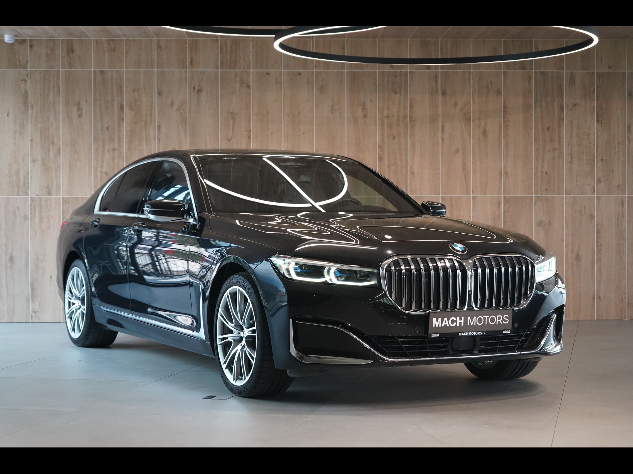 BMW Řada 7, 740d xDrive, Nezávislé,HUD,PPF - fotka 4