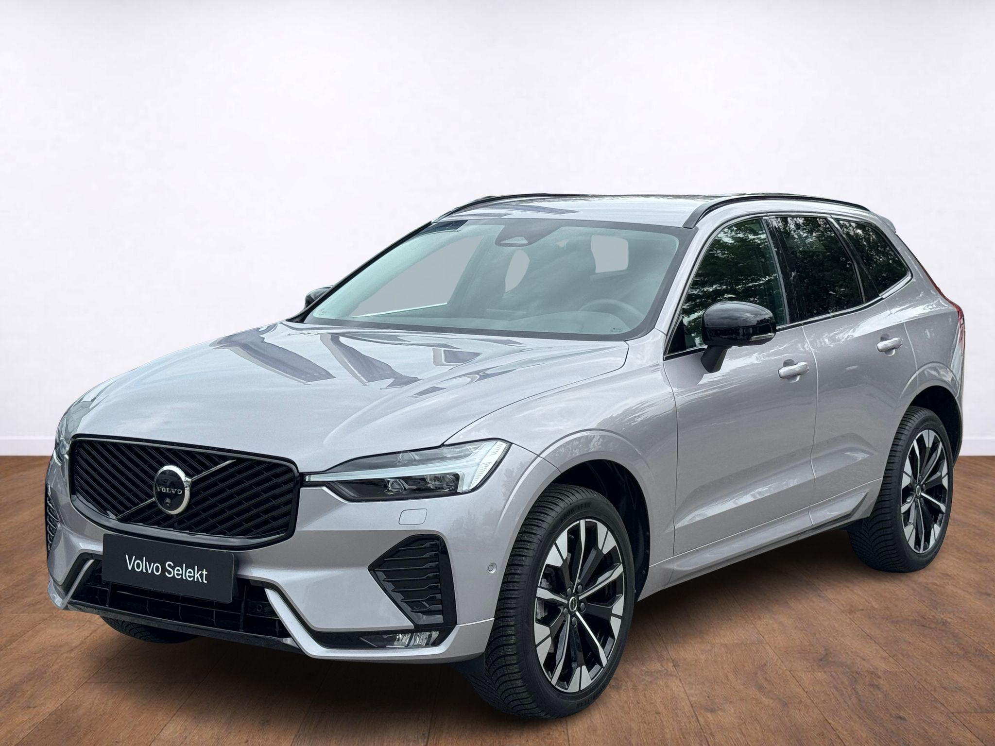 Volvo XC60, PLUS B5, 360°, VENTILACE
