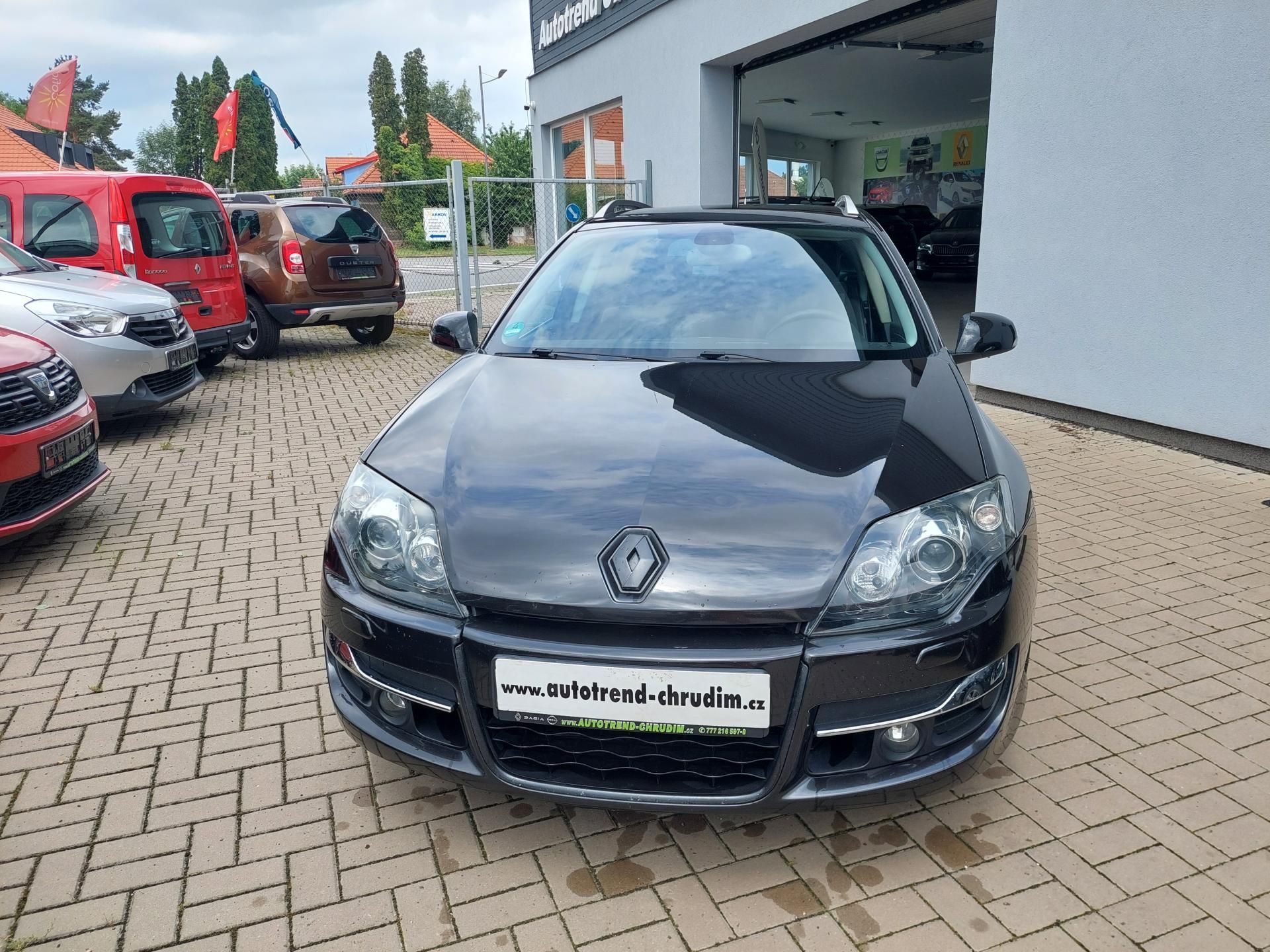 Renault Laguna, III. Grandtour GT dCi 180 - fotka 2