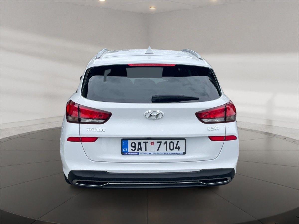 Hyundai i30, 1,5 T-GDI Smart - fotka 5