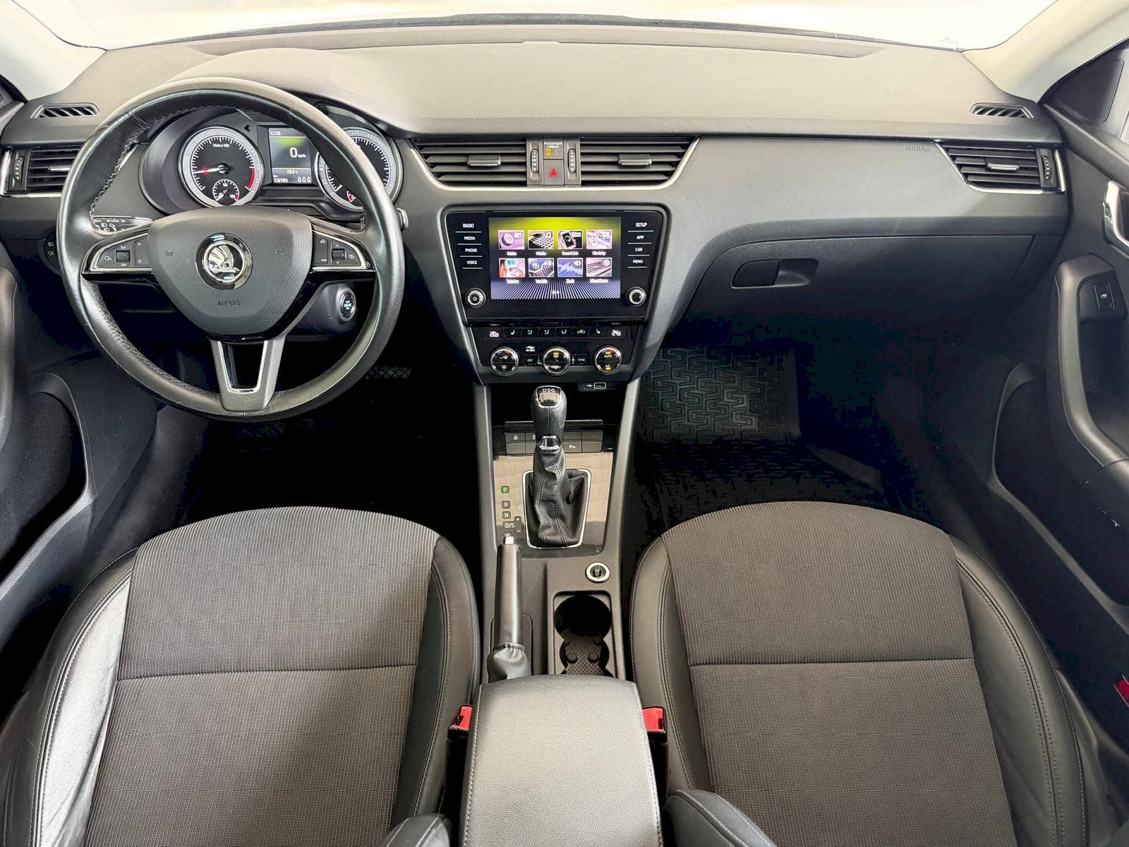 Škoda Octavia, 2.0 TDI 110 kW DSG Style Plus - fotka 5