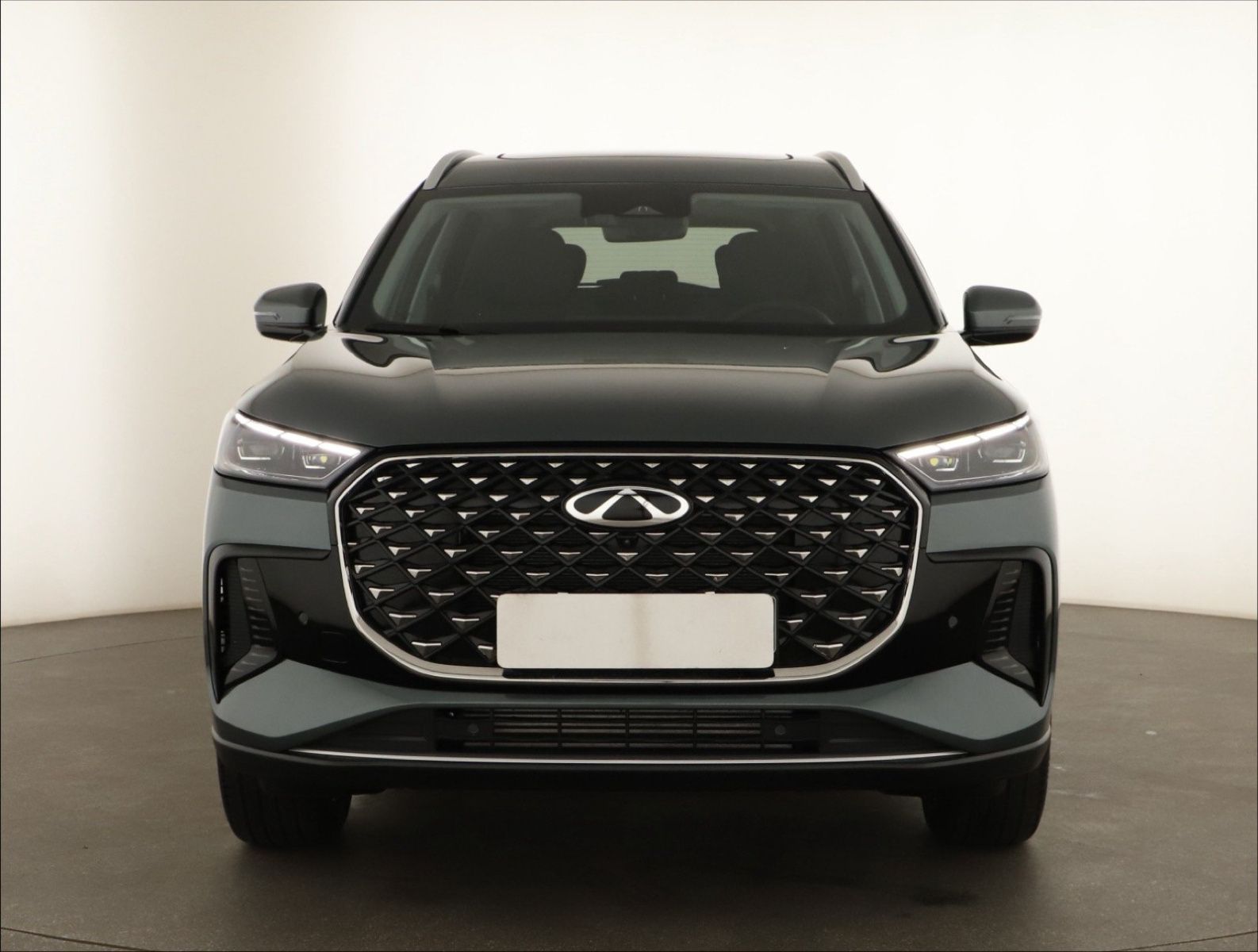 Chery Tiggo 8, 1.6 TGDI, UNIQUE, Ad. tempomat - fotka 2