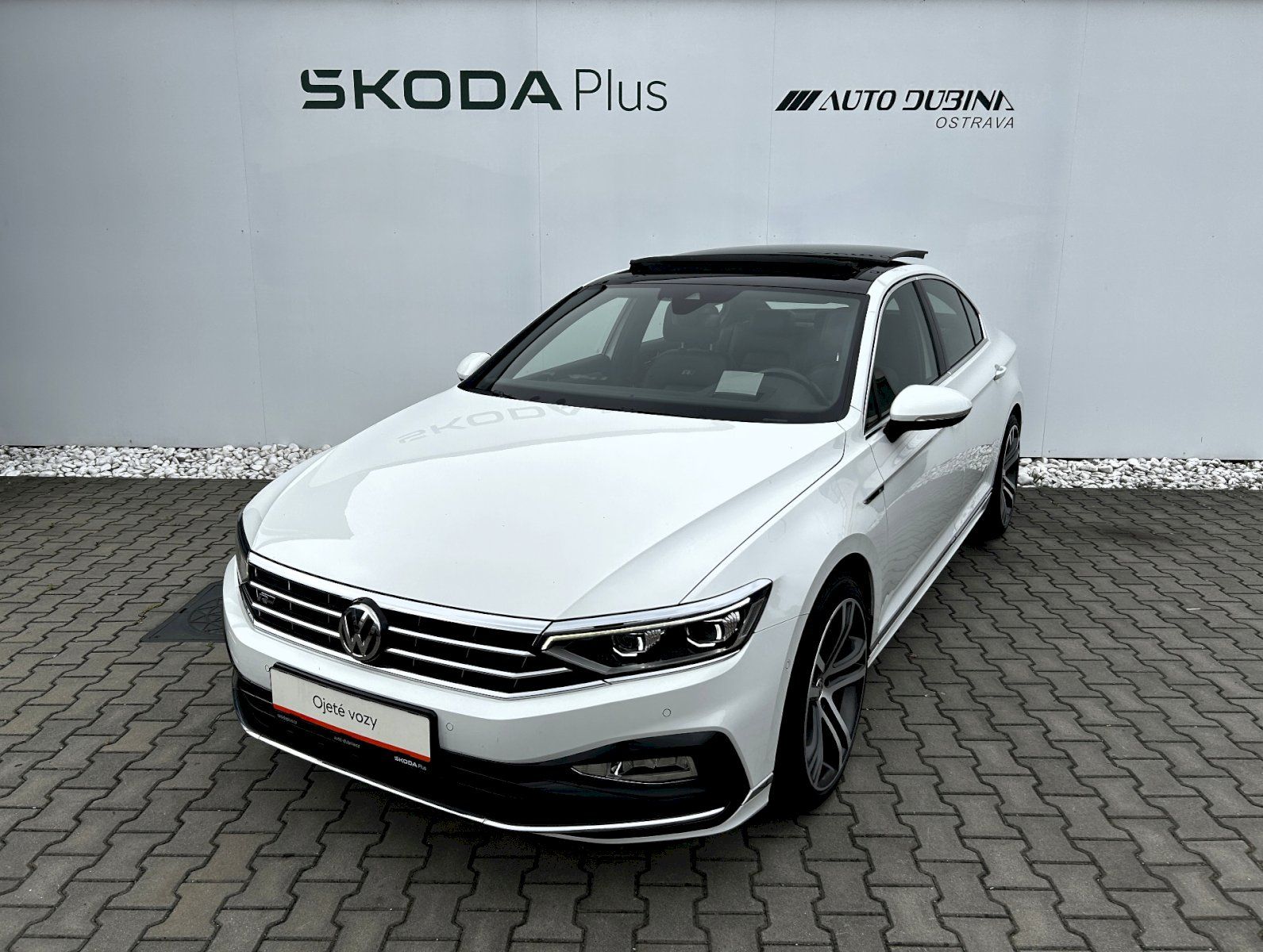 Volkswagen Passat, 2.0 TDI BMT 140kW DSG R-Line