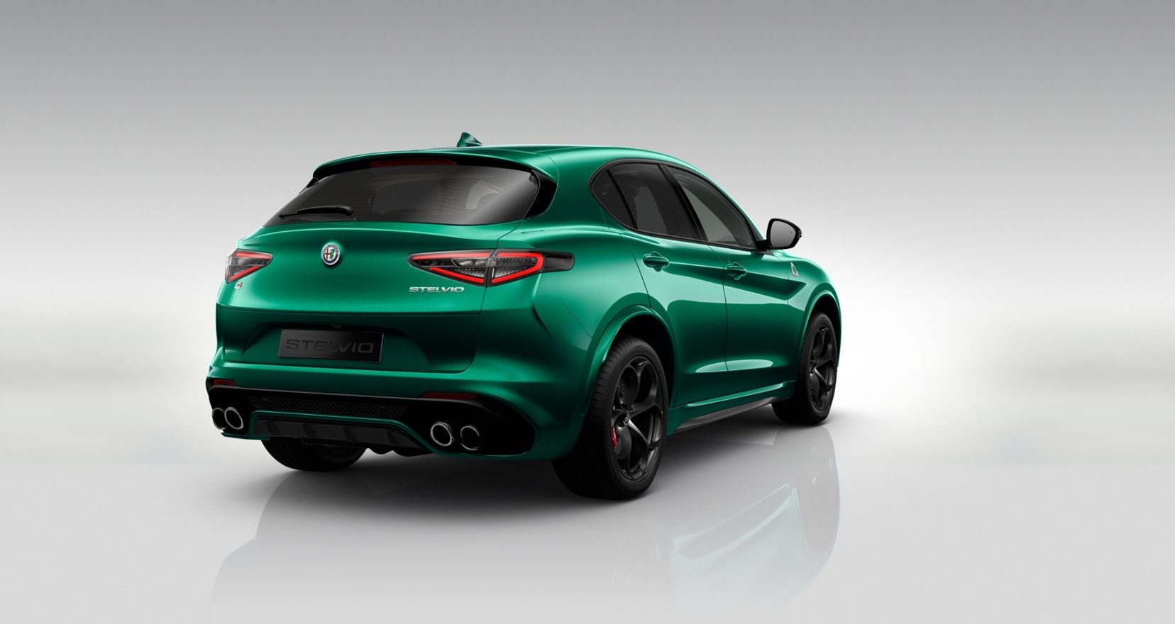 Alfa Romeo Stelvio, Quadrifoglio 2.9 V6 BiTurbo 52 - fotka 4
