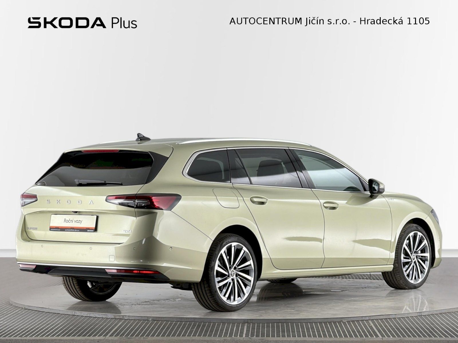 Škoda Superb, Combi DSG 2.0TDI 142kW 4x4 L&K - fotka 2