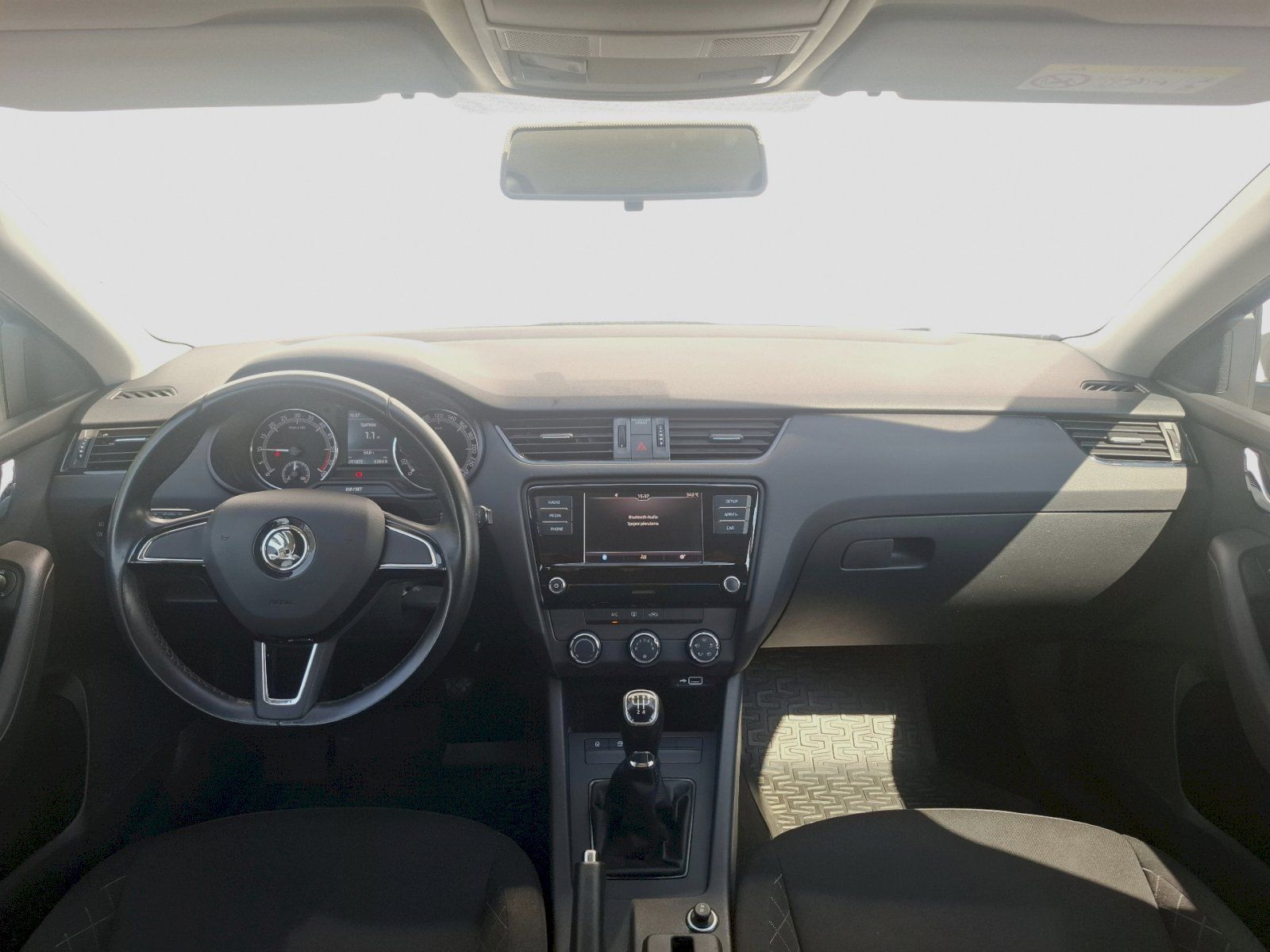 Škoda Octavia, 1.6TDI 85kW | Active - fotka 5