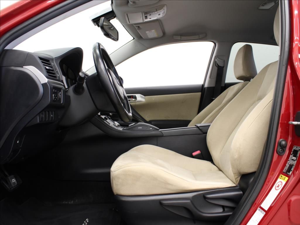 Lexus CT 200h, 1,8 Hybrid 100kW 2.majitel.ČR - fotka 6