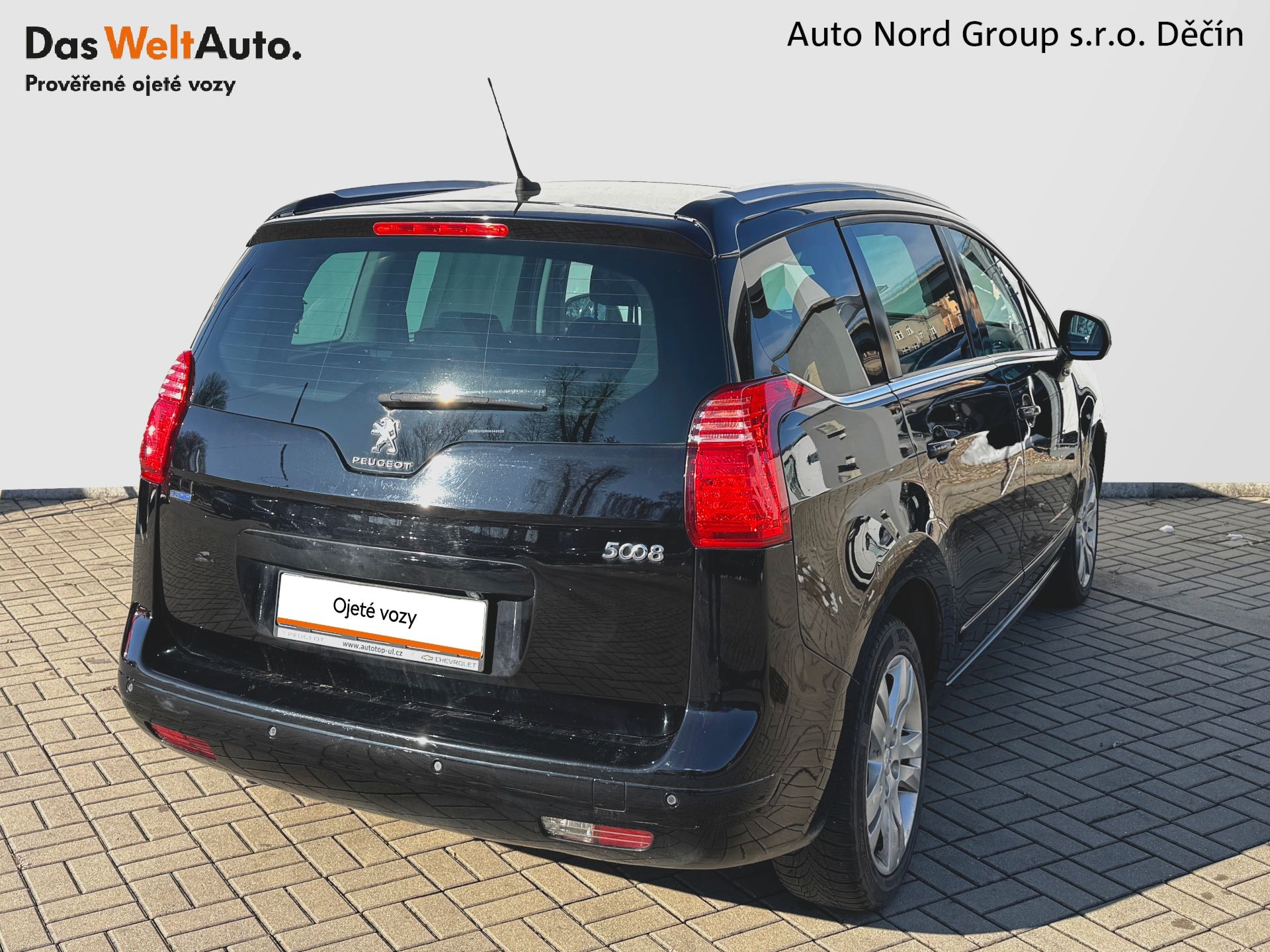 Peugeot 5008, ALLURE 1.6 BlueHDi 120k S&S FA - fotka 2