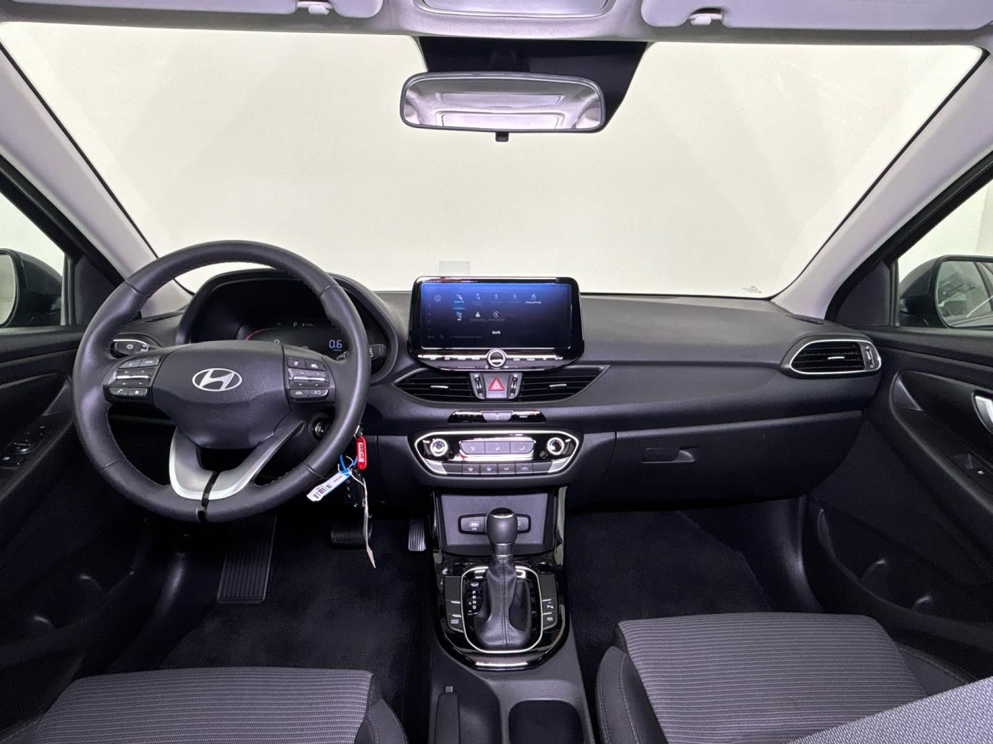 Hyundai i30, 1.5 T-GDI / 103 kW Smart DCT - fotka 5