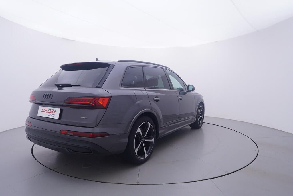 Audi Q7, S-line 3.0 TSI 250 kW - fotka 5